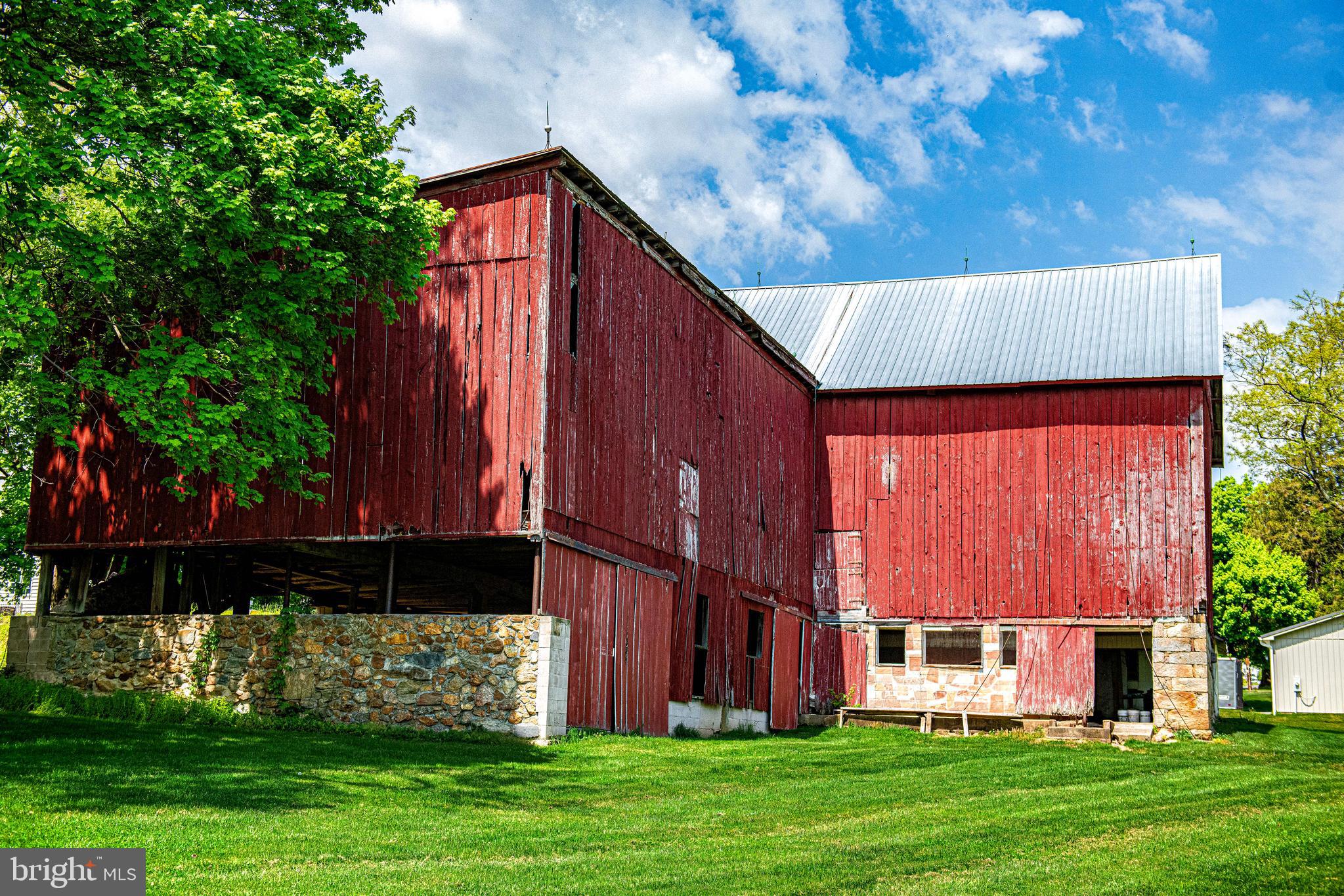 FEDERAL HILL FARMS - Residential