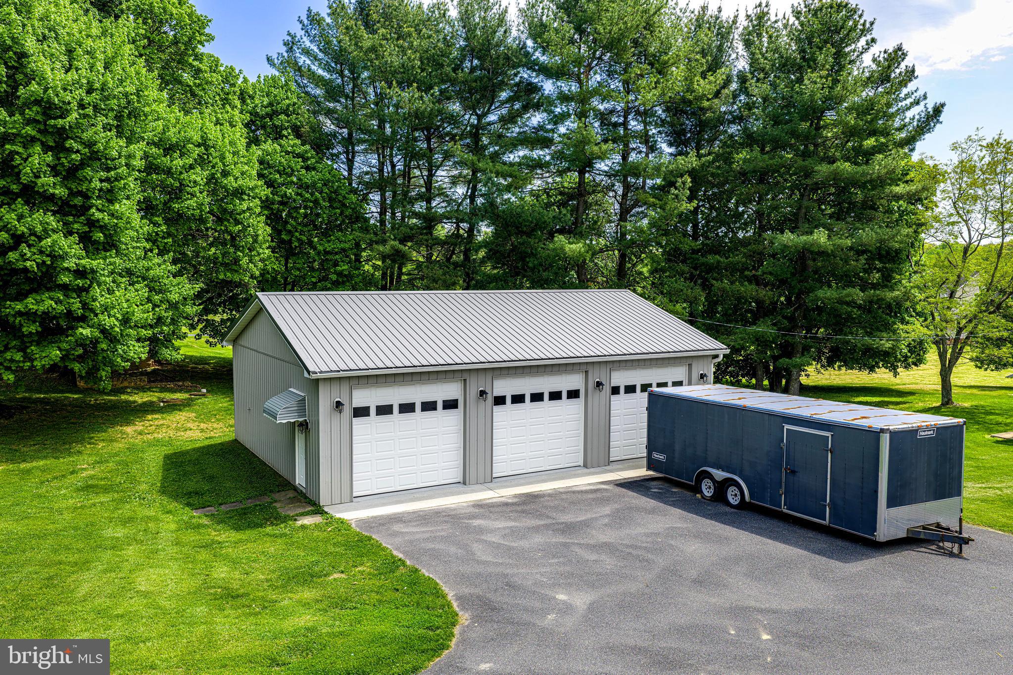 FEDERAL HILL FARMS - Residential