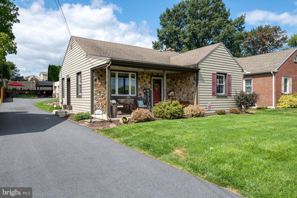Photo of 115 OLD MILL RD, EPHRATA, PA 17522 (MLS # PALA2041028)