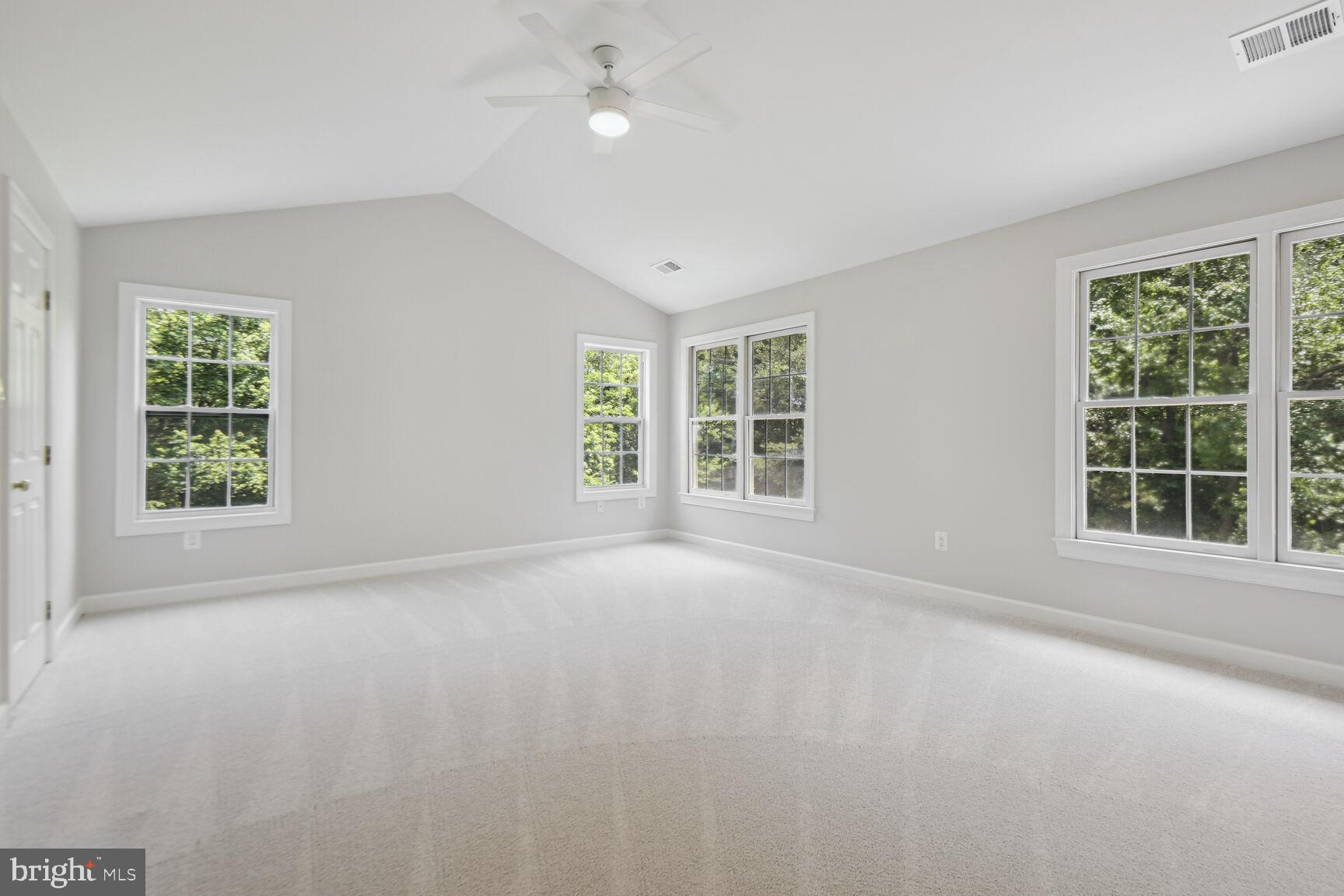 TIMBERLAKE ESTATES - Residential