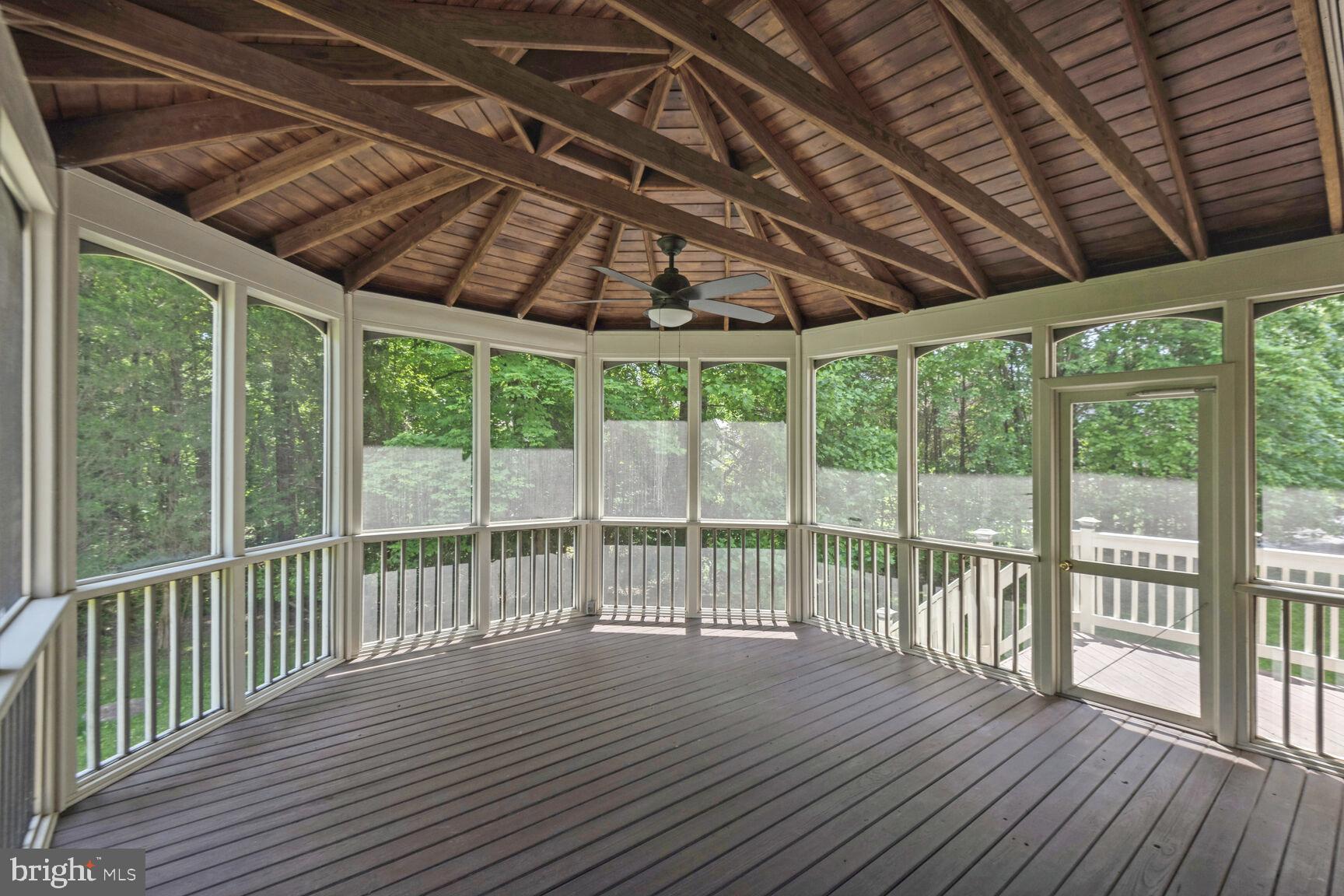 TIMBERLAKE ESTATES - Residential