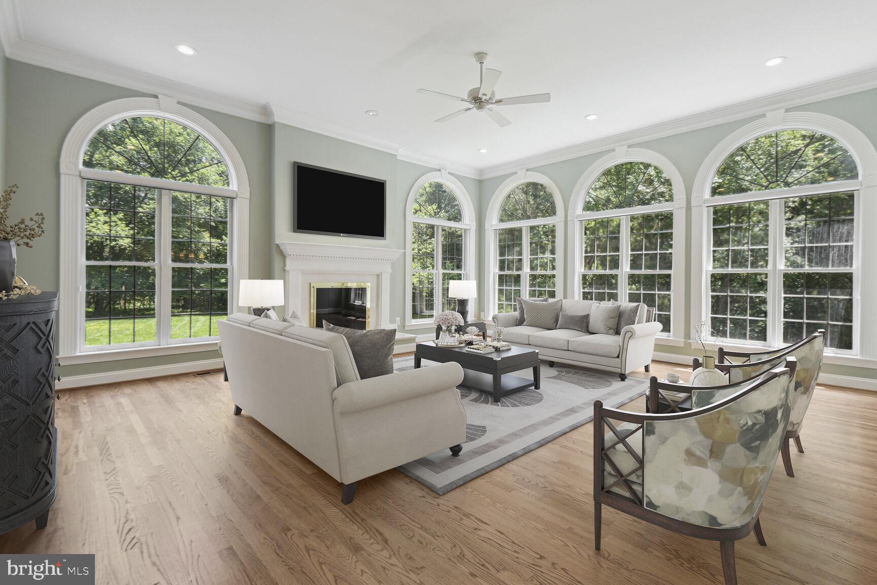 TIMBERLAKE ESTATES - Residential