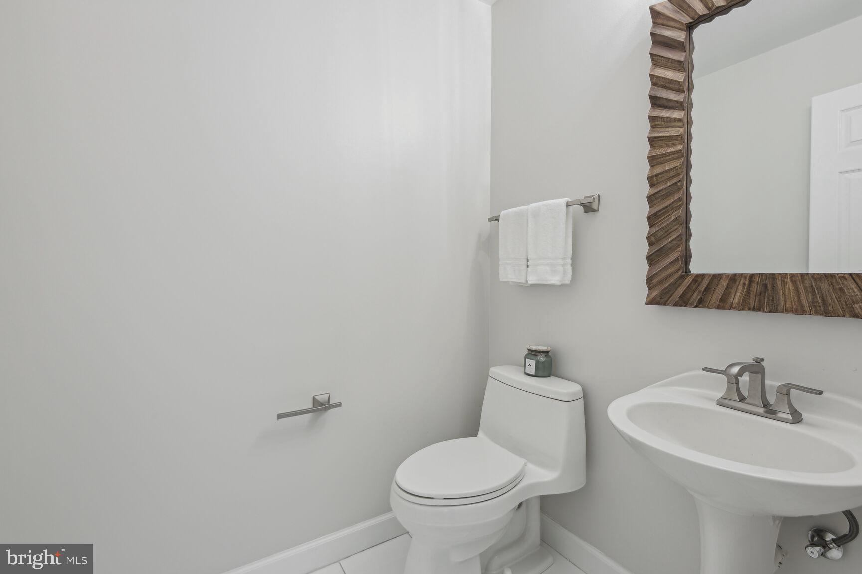 TIMBERLAKE ESTATES - Residential