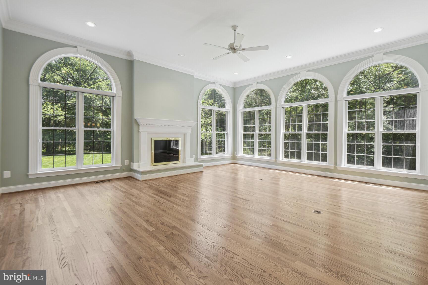 TIMBERLAKE ESTATES - Residential