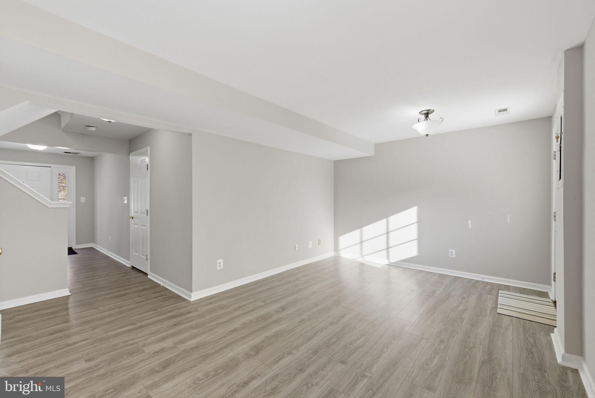 GREENHILL CROSSING - Residential