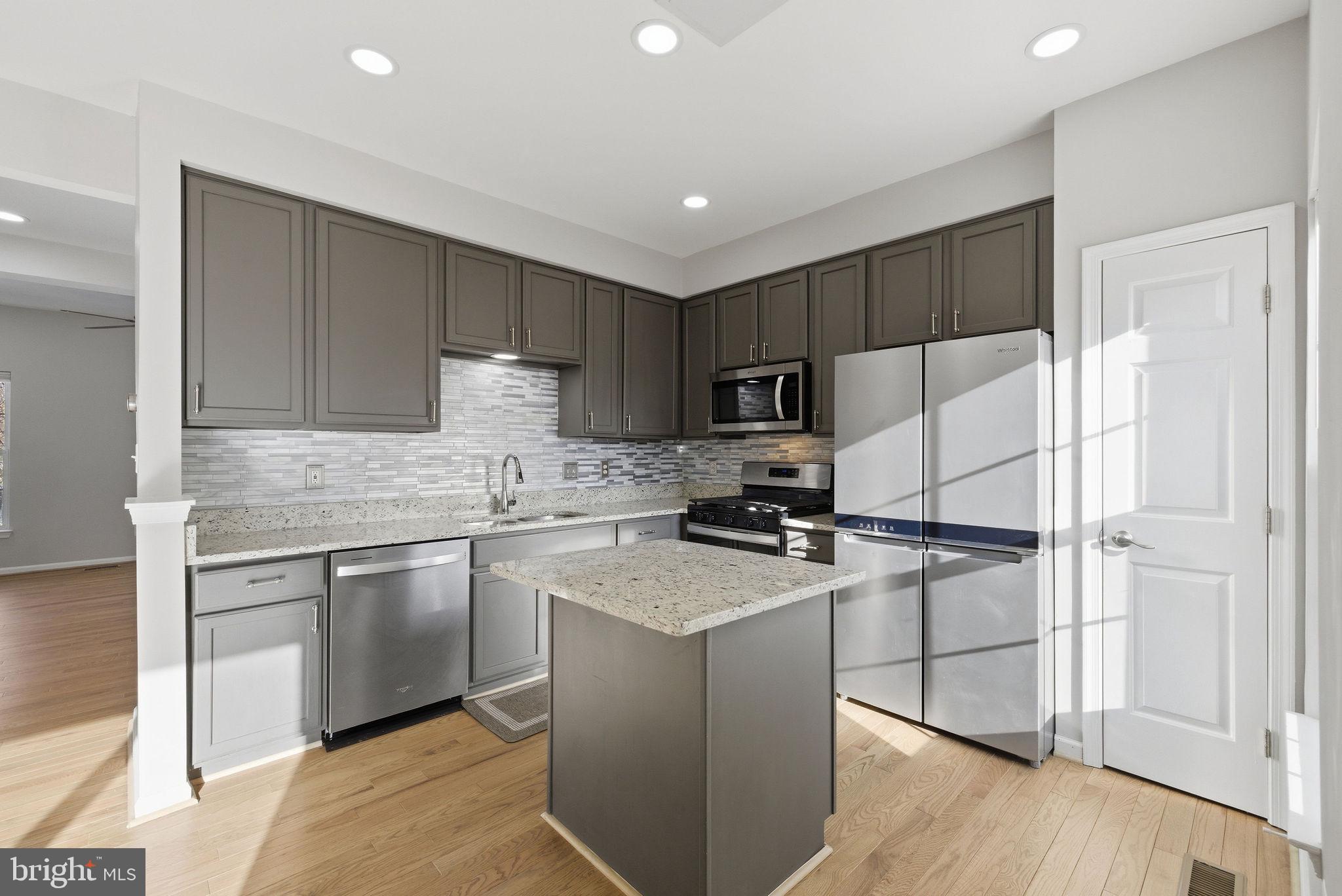 GREENHILL CROSSING - Residential