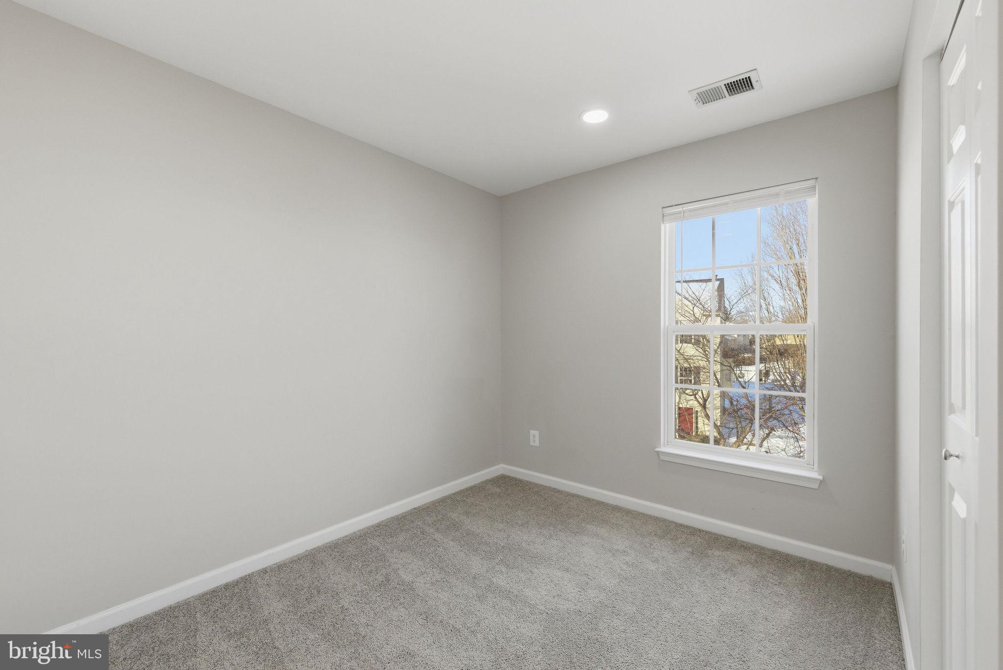 GREENHILL CROSSING - Residential