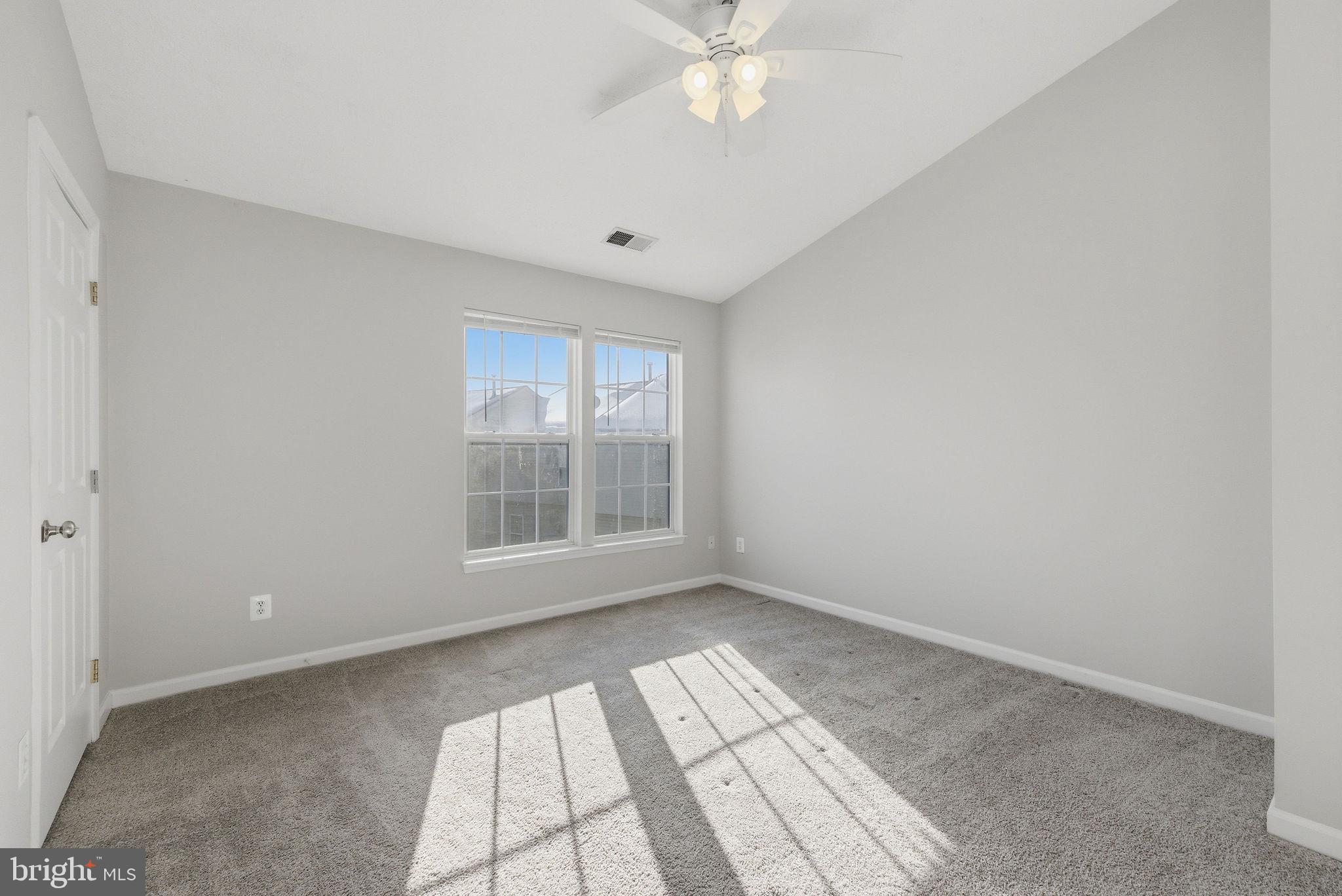 GREENHILL CROSSING - Residential