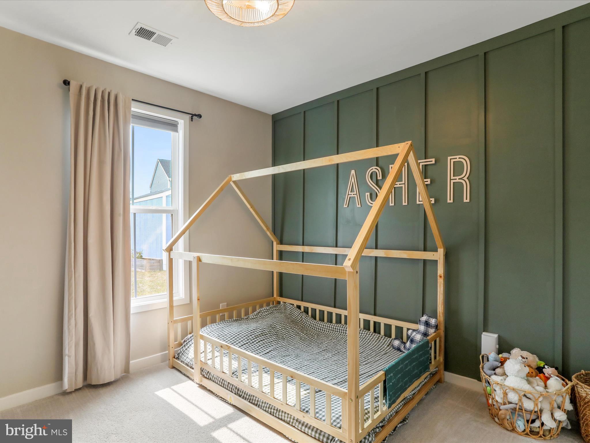 NADENBOUSCH PINES - Residential