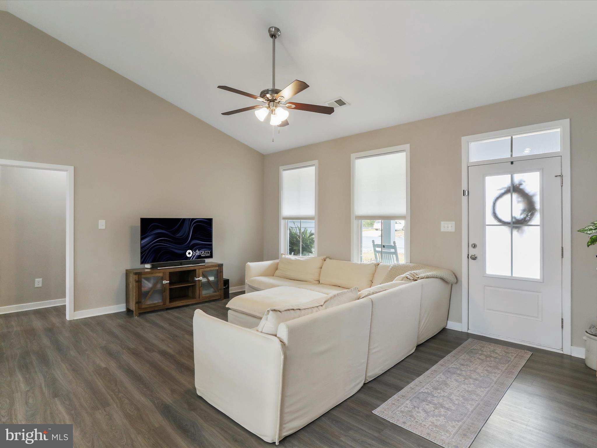 NADENBOUSCH PINES - Residential