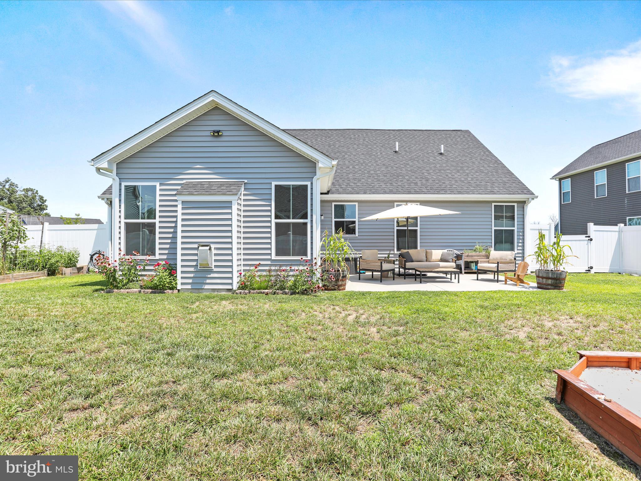 NADENBOUSCH PINES - Residential