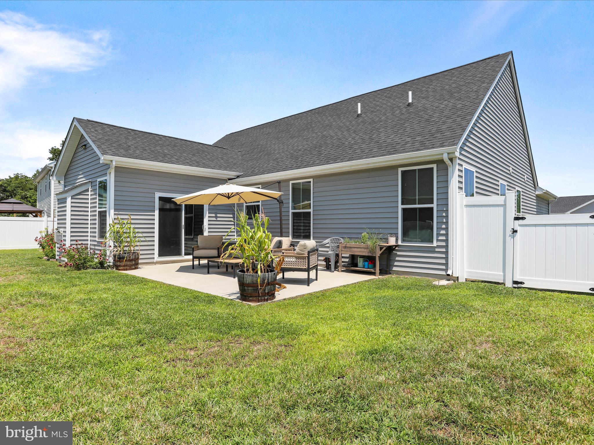 NADENBOUSCH PINES - Residential