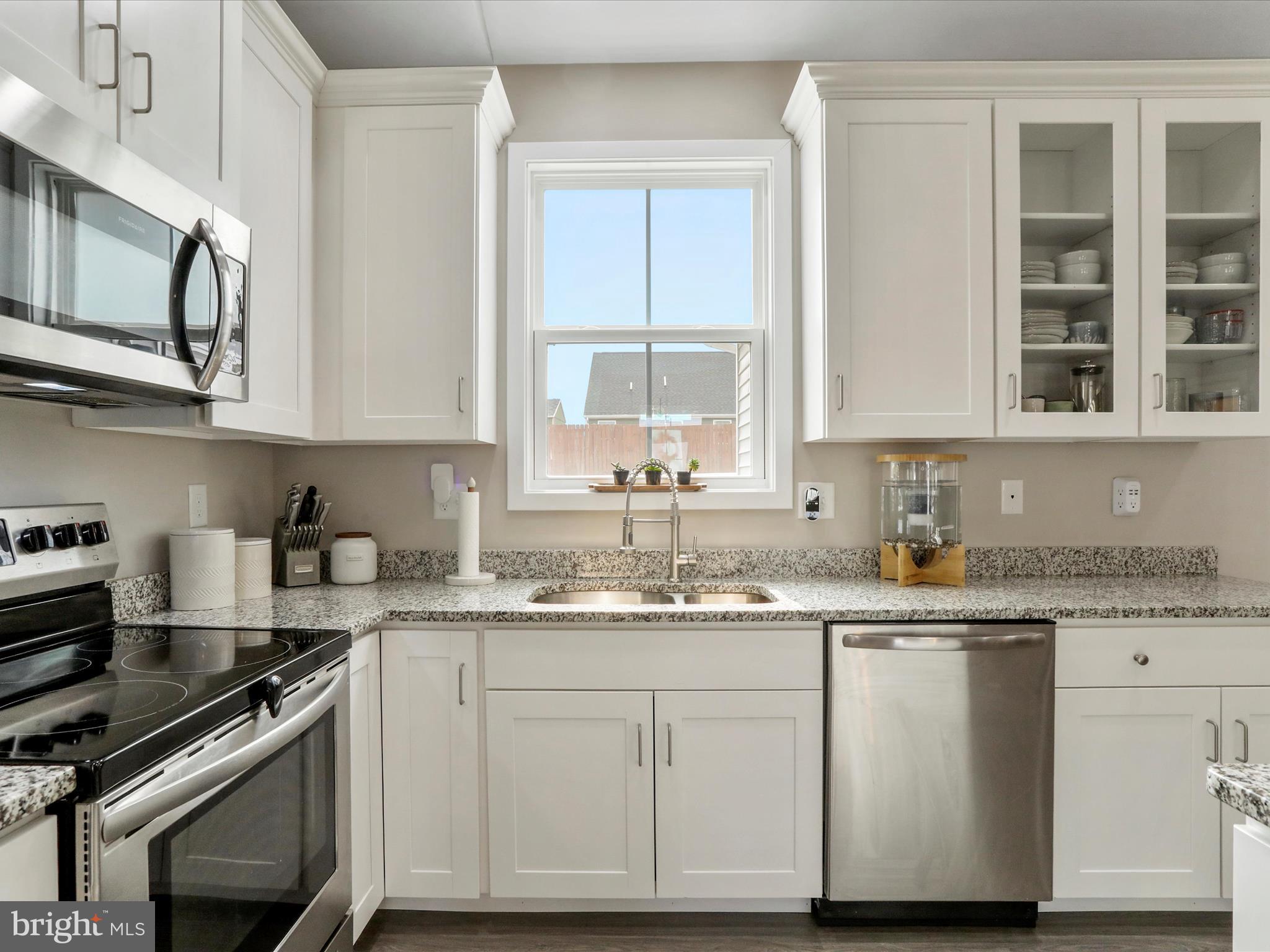 NADENBOUSCH PINES - Residential