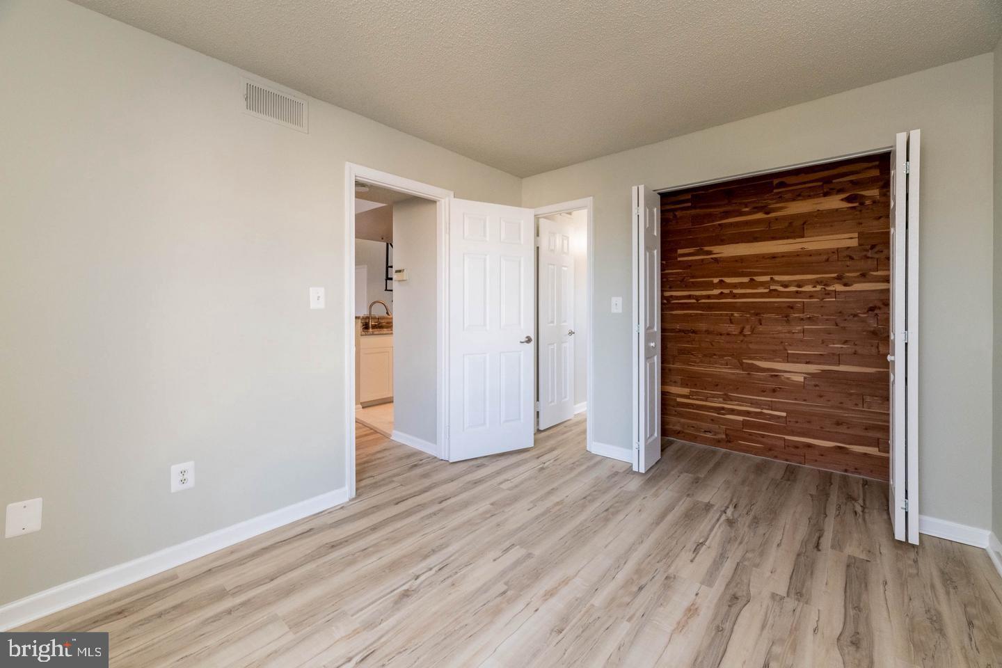 THE VISTAS - Residential