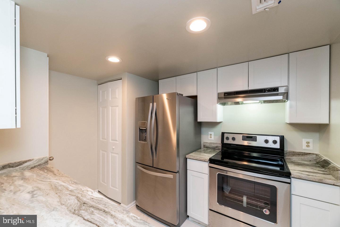 THE VISTAS - Residential