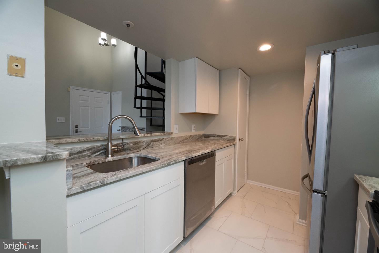 THE VISTAS - Residential