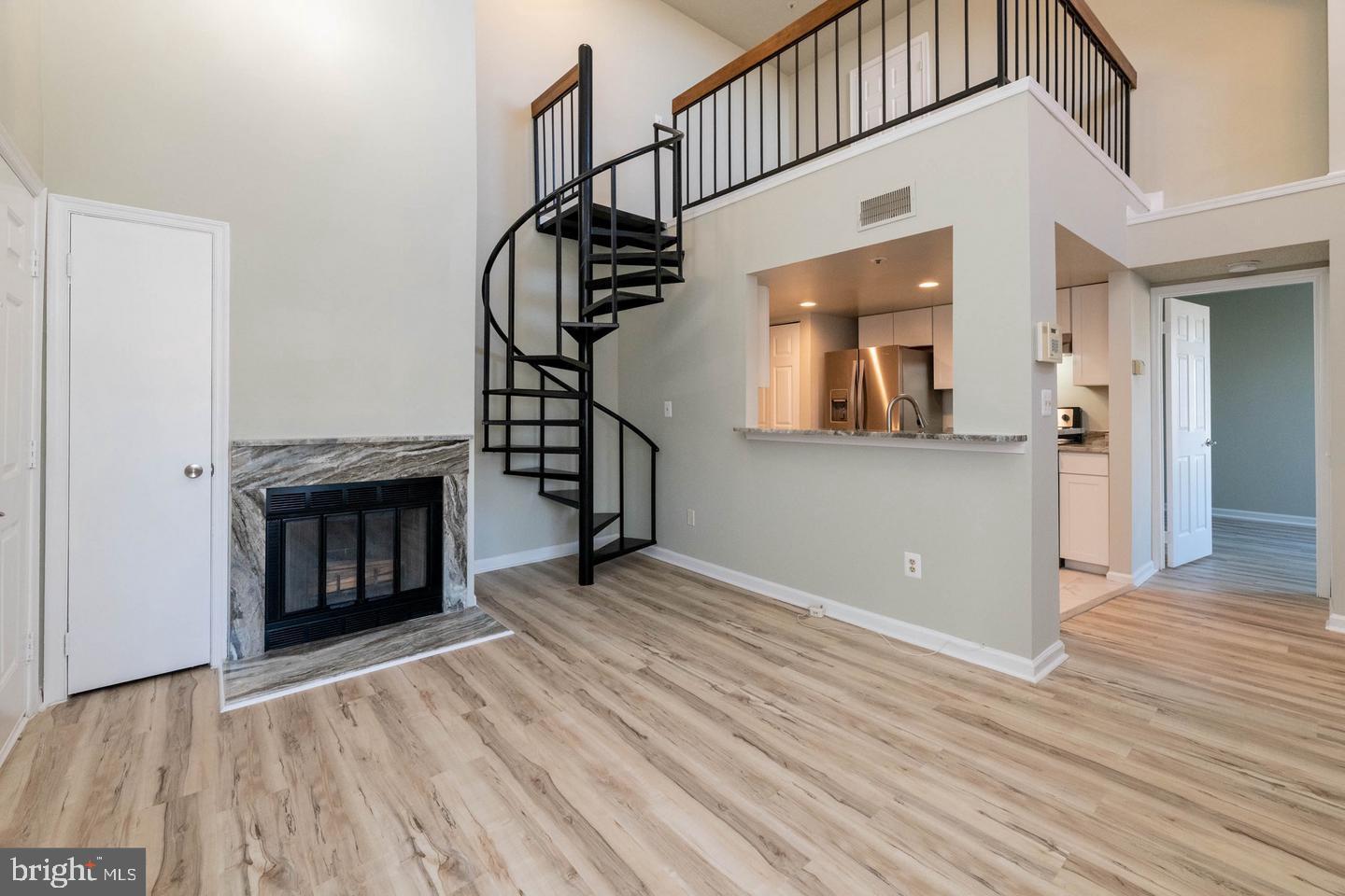 THE VISTAS - Residential