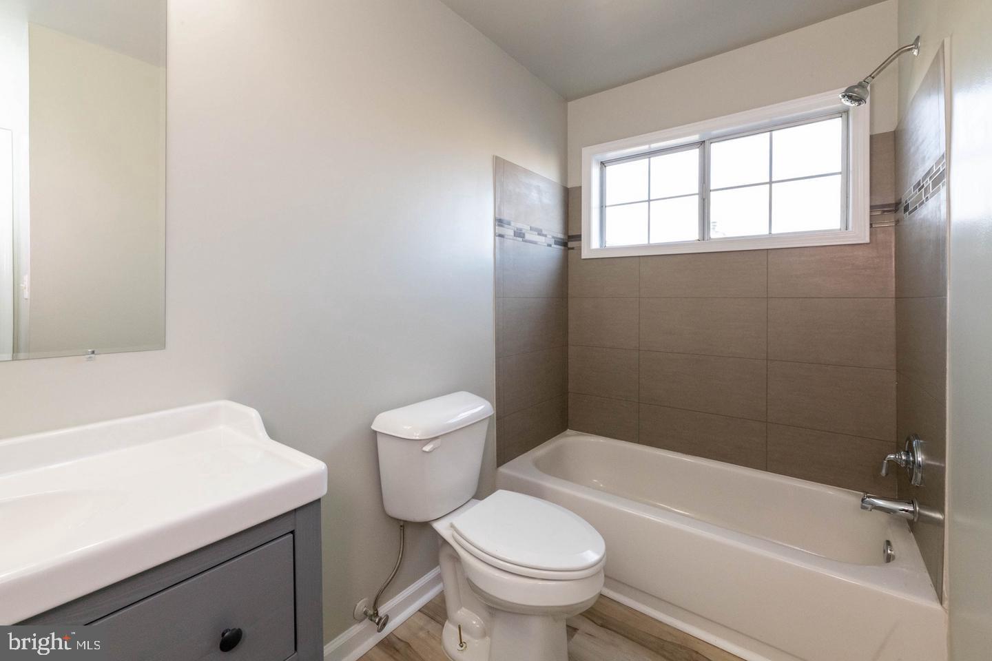 THE VISTAS - Residential