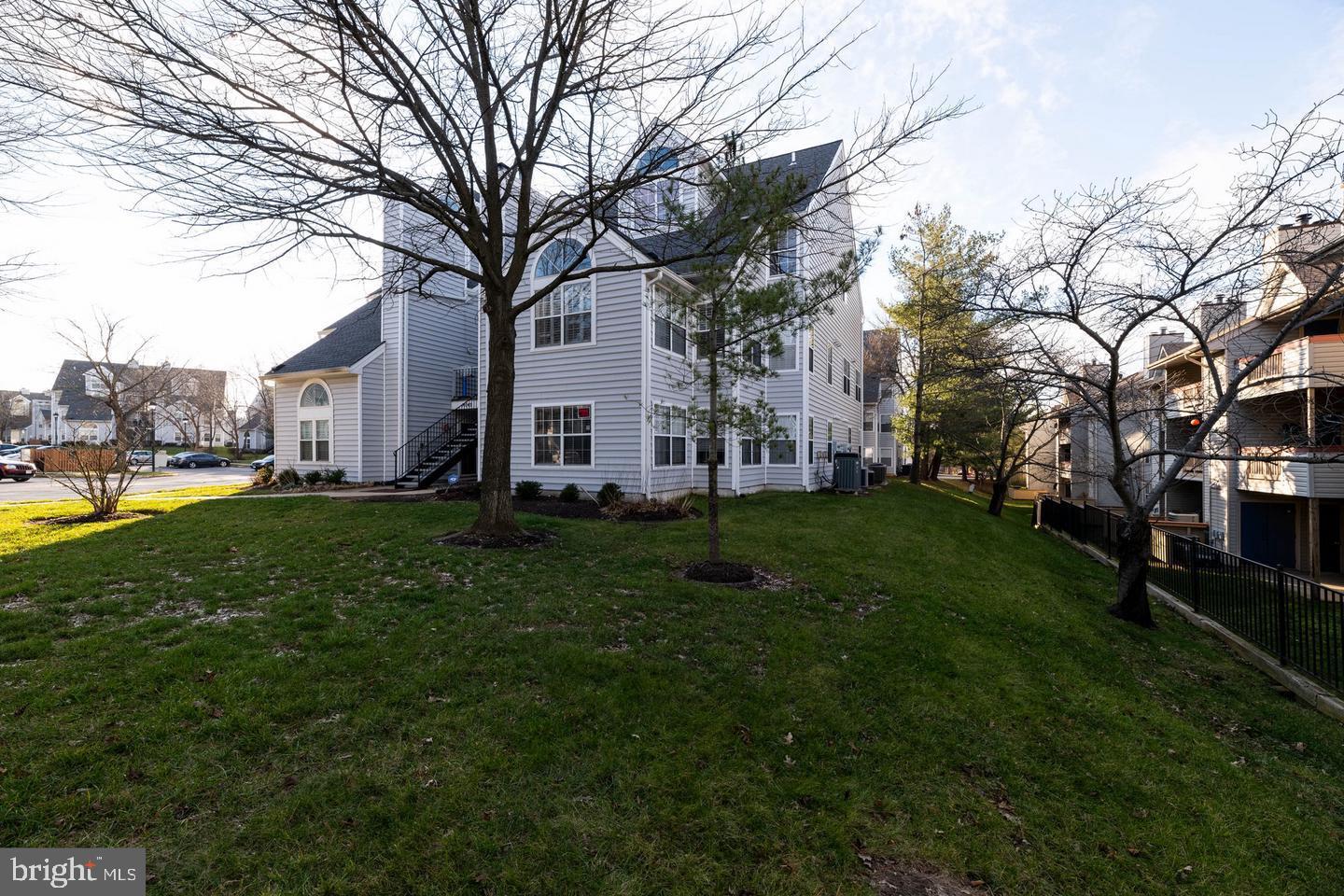 THE VISTAS - Residential