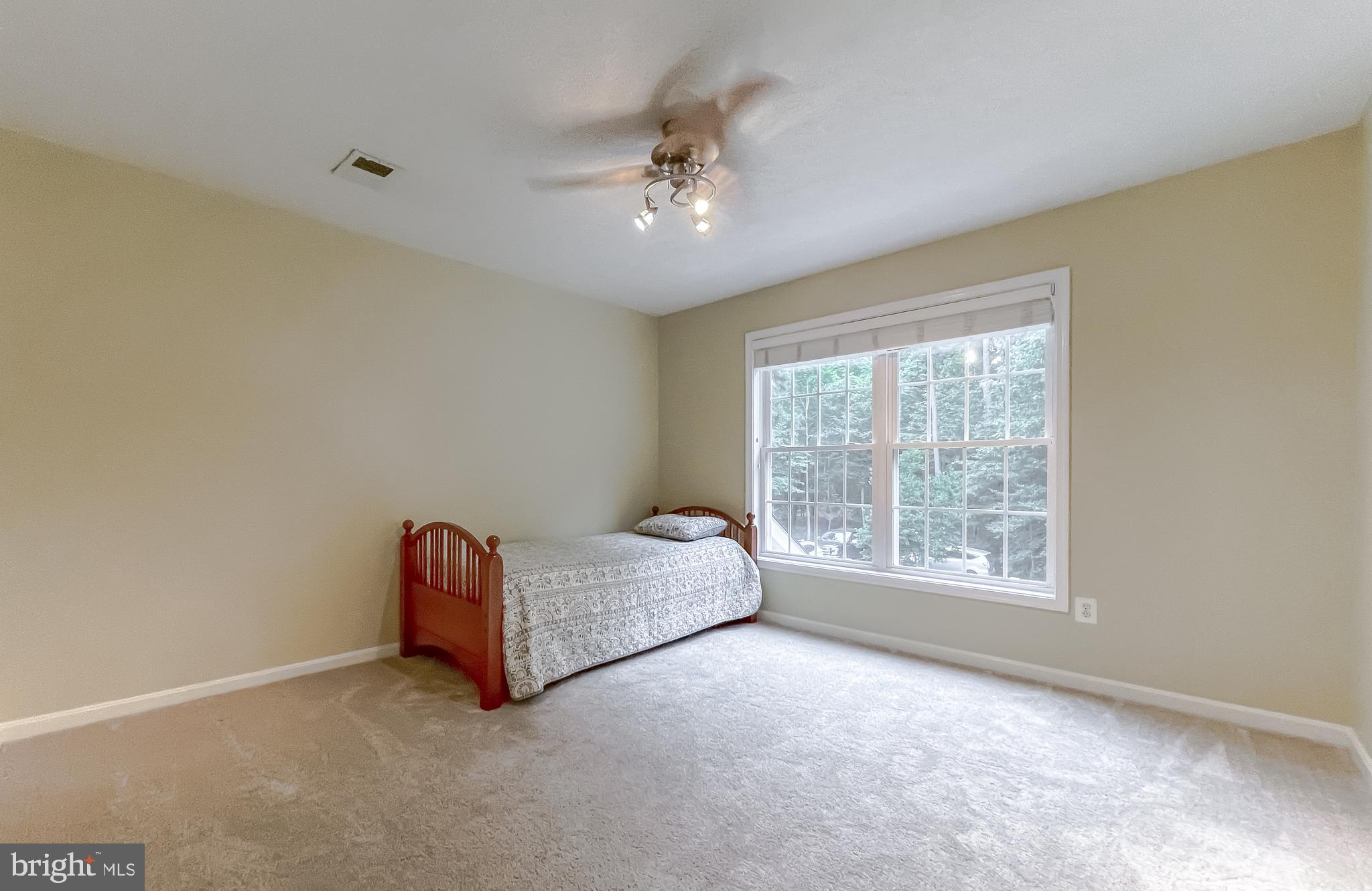 CHESTNUT HILLS - Residential