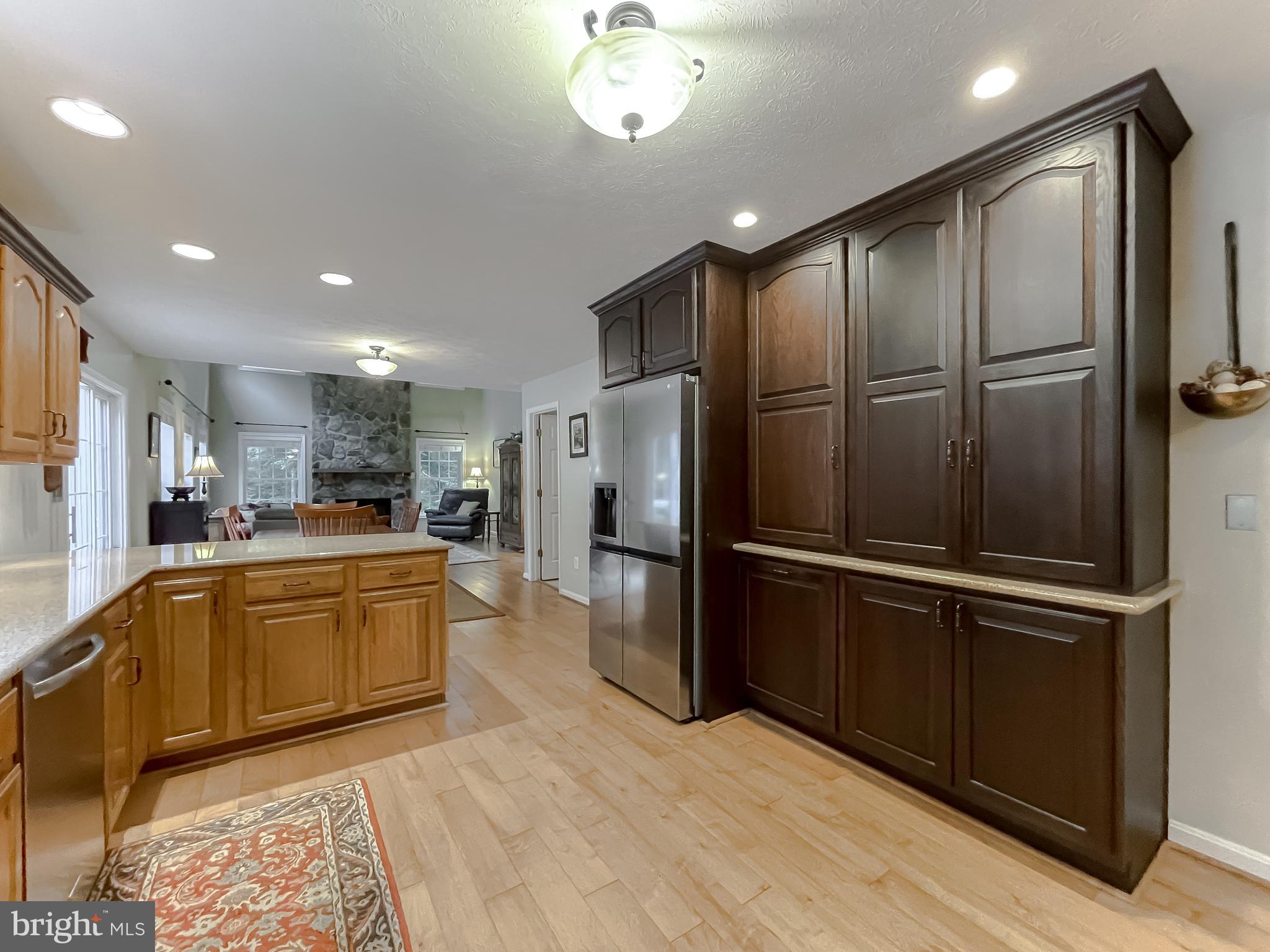 CHESTNUT HILLS - Residential