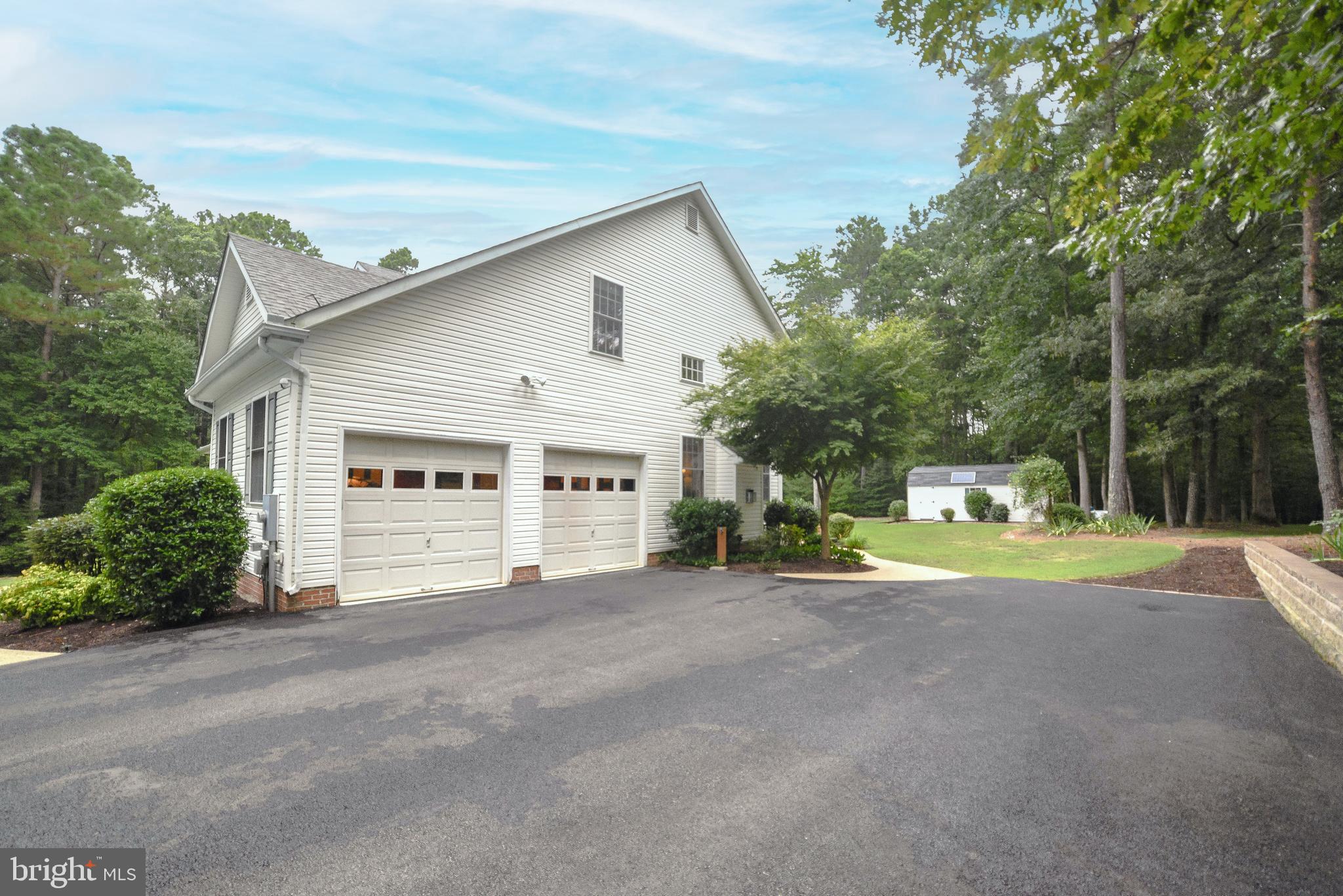 CHESTNUT HILLS - Residential