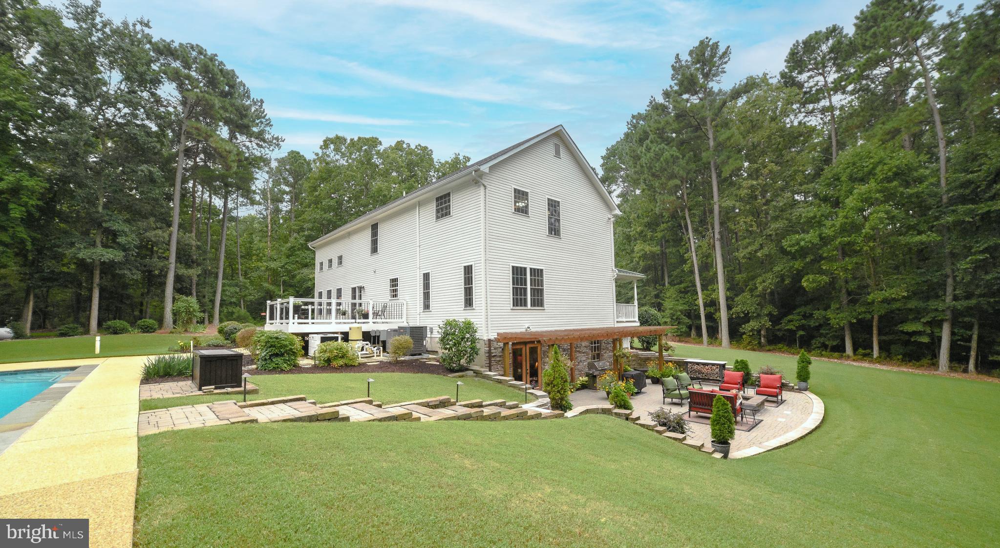 CHESTNUT HILLS - Residential