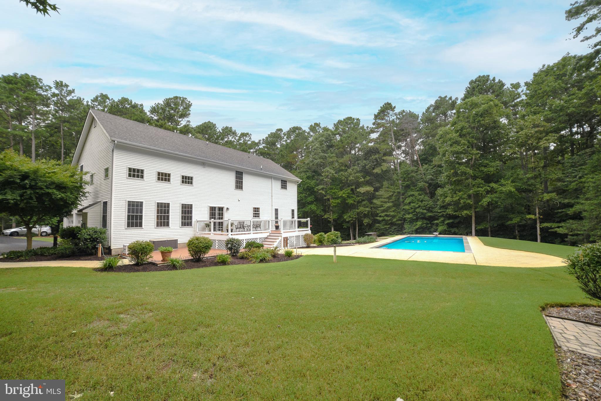 CHESTNUT HILLS - Residential