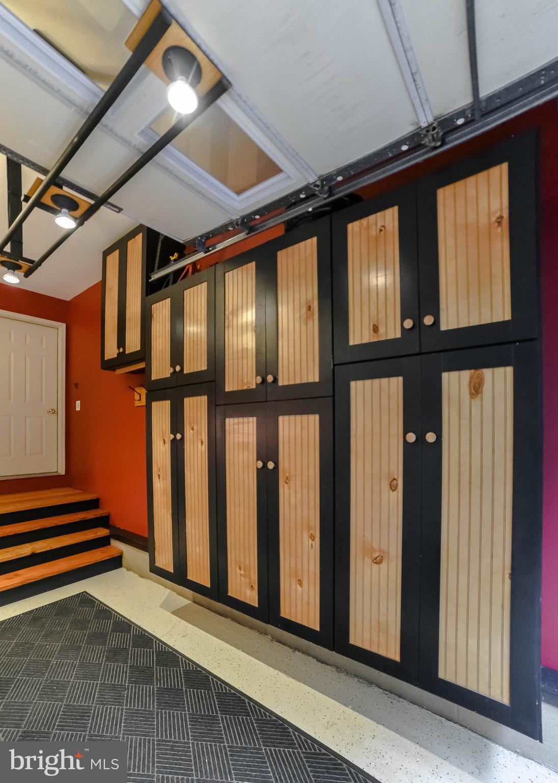 CHESTNUT HILLS - Residential