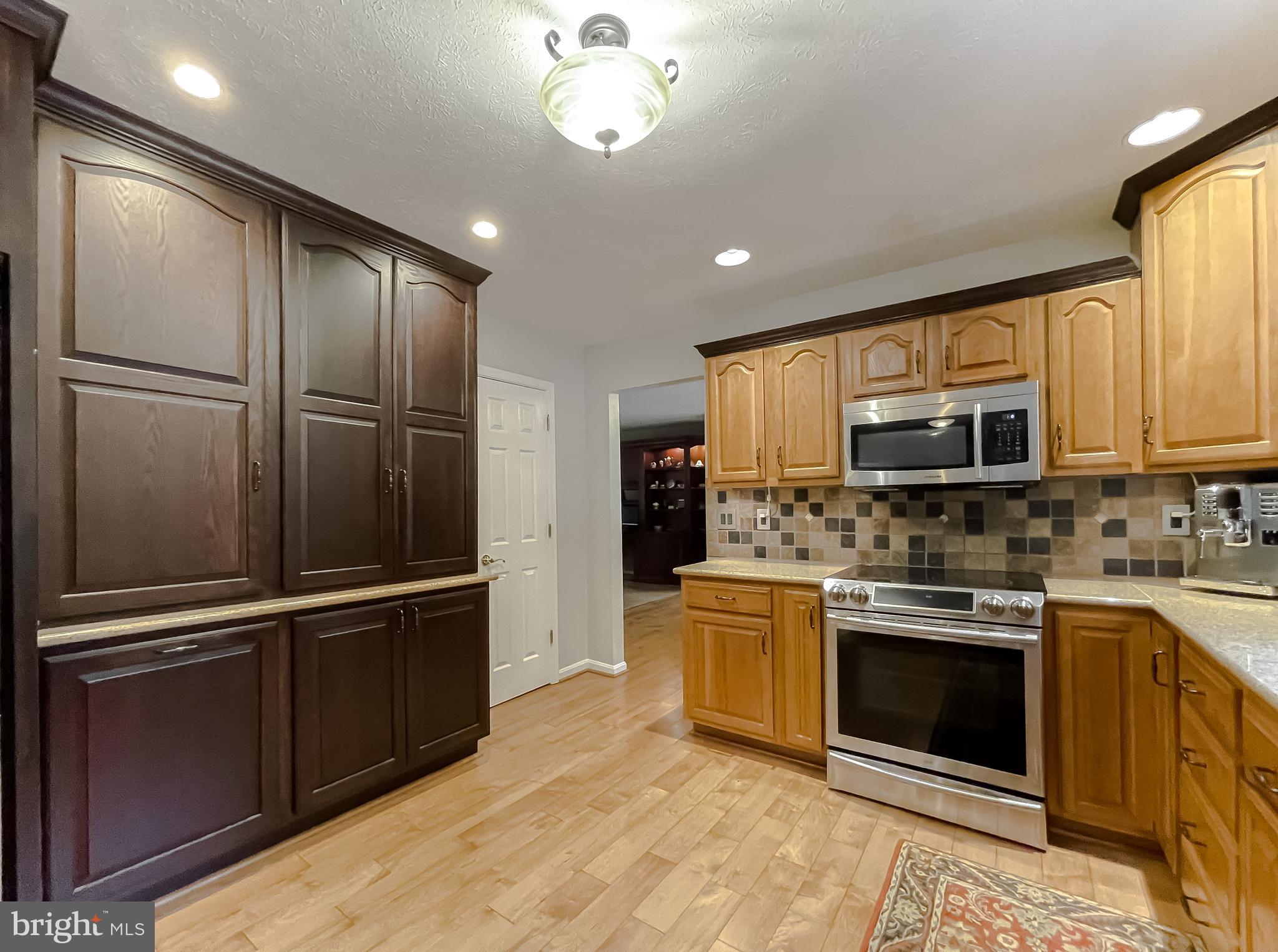 CHESTNUT HILLS - Residential