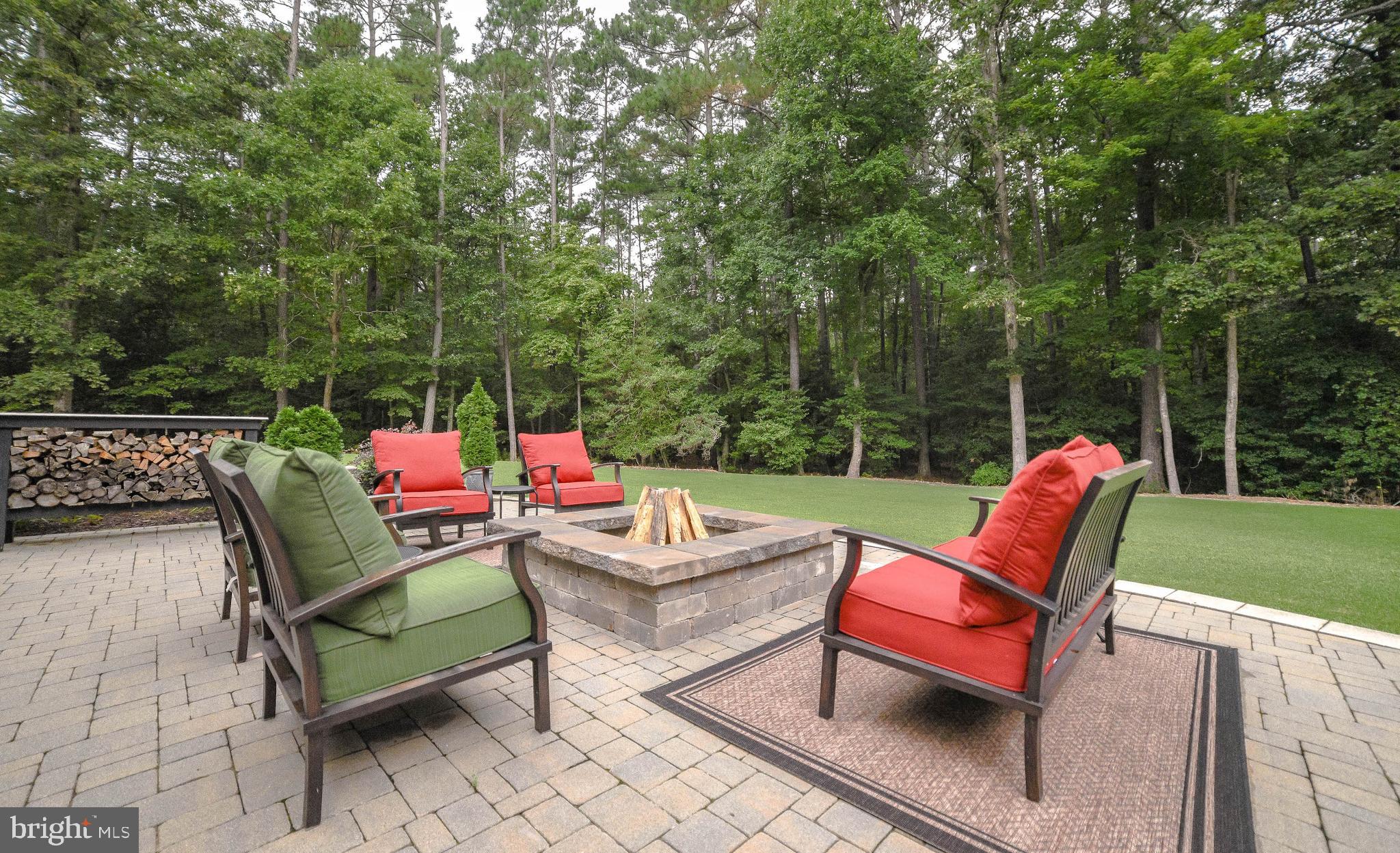 CHESTNUT HILLS - Residential