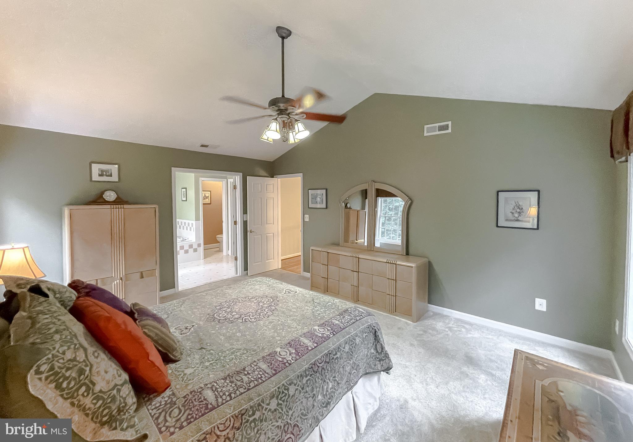 CHESTNUT HILLS - Residential