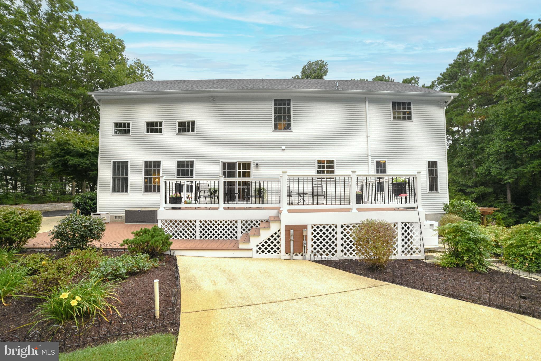 CHESTNUT HILLS - Residential