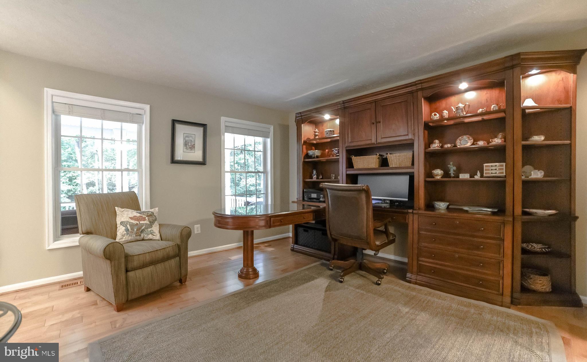 CHESTNUT HILLS - Residential