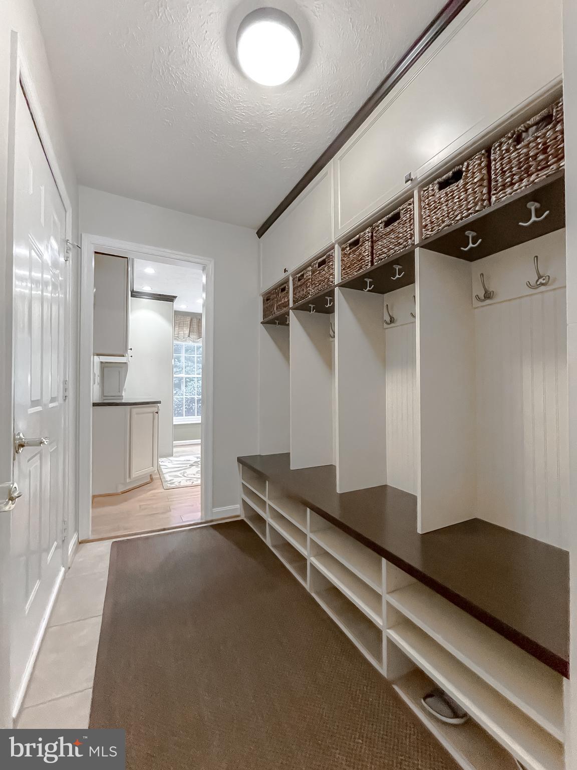 CHESTNUT HILLS - Residential