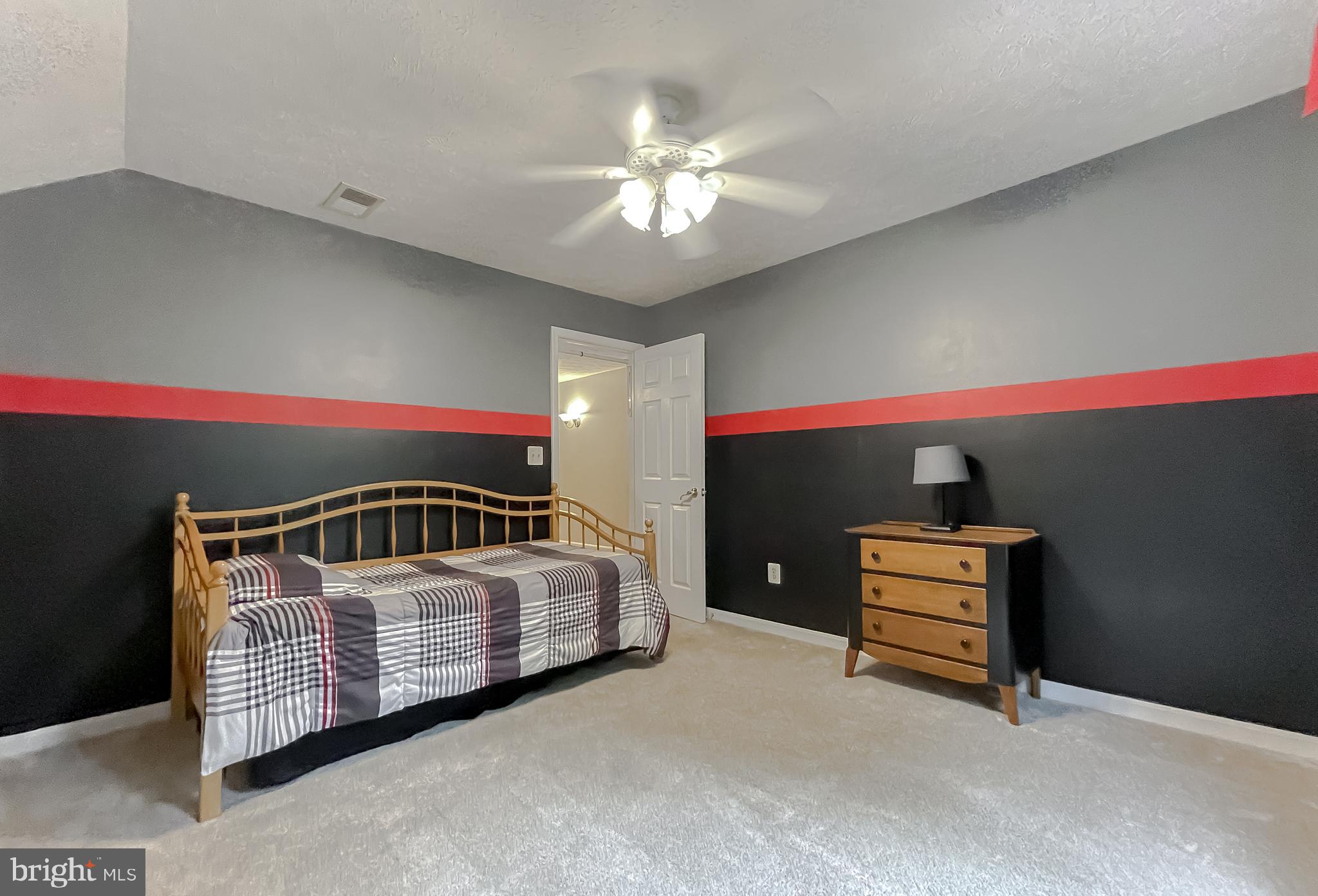 CHESTNUT HILLS - Residential