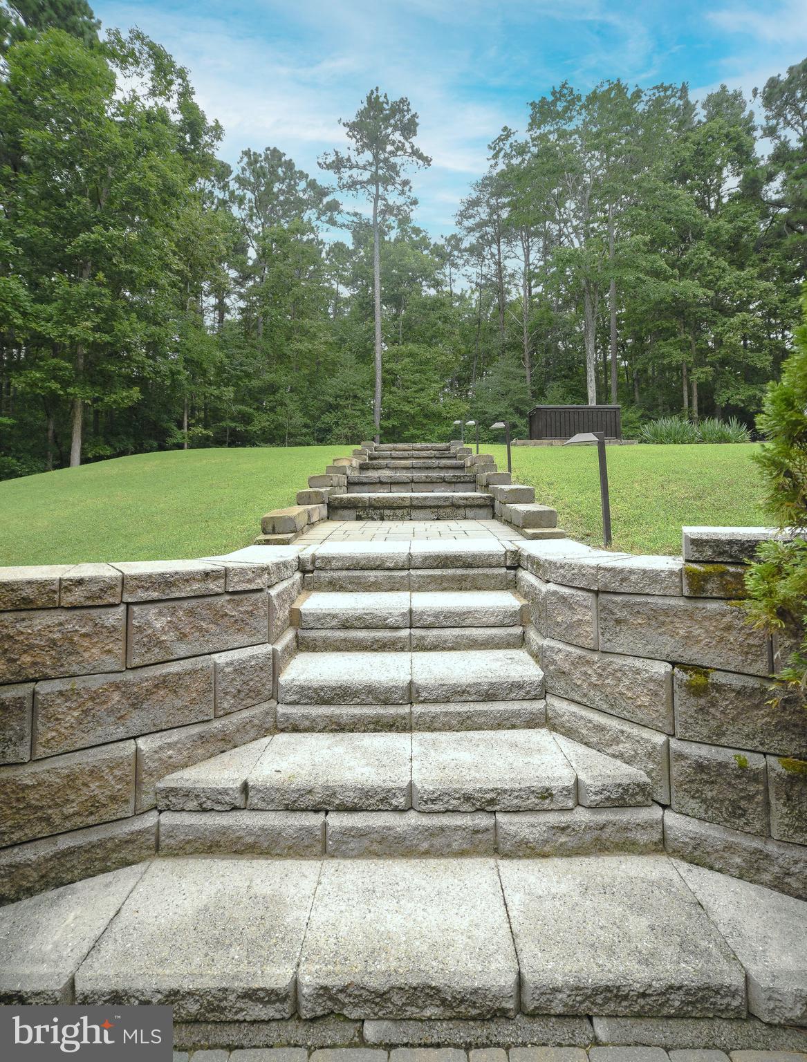 CHESTNUT HILLS - Residential