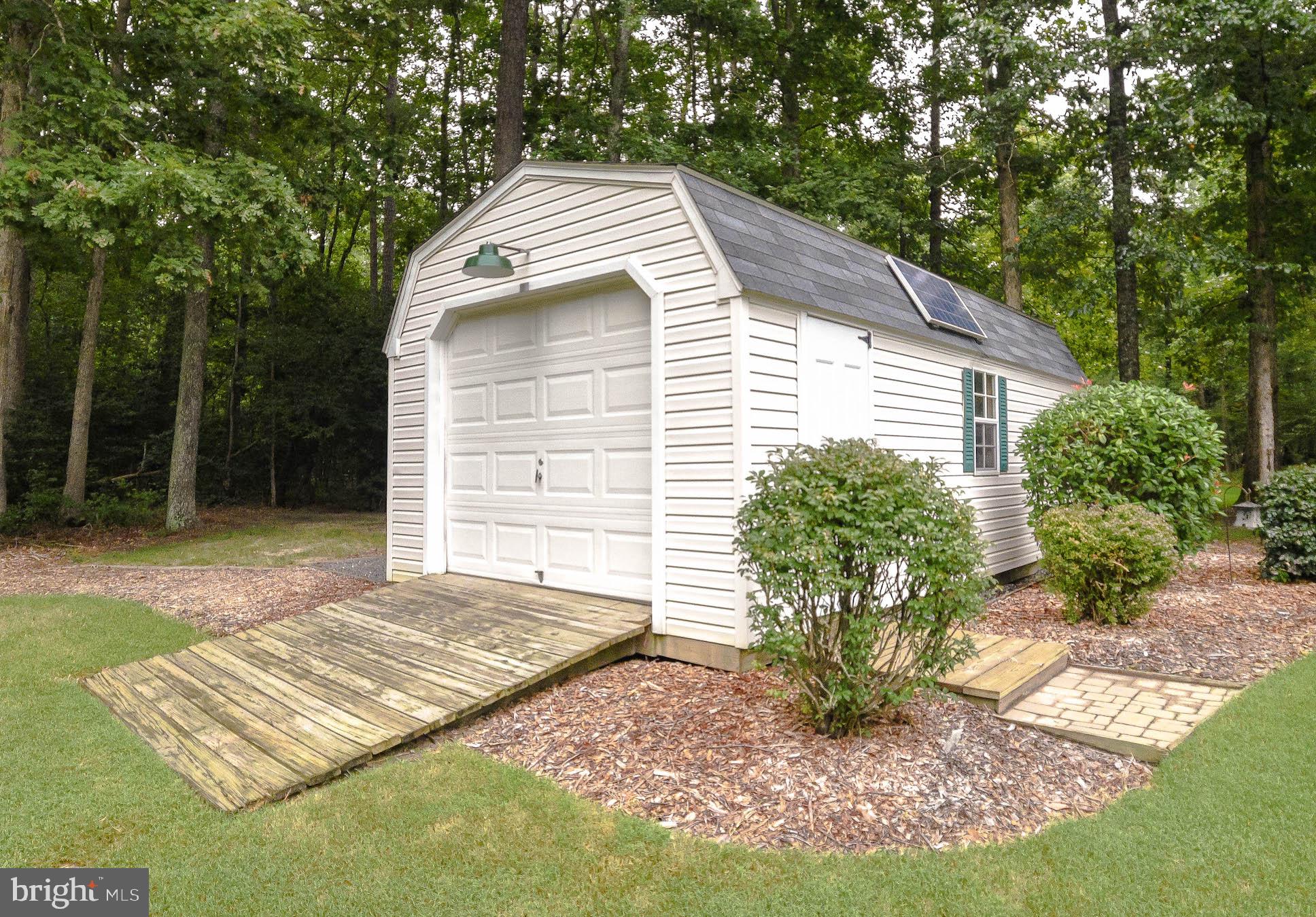 CHESTNUT HILLS - Residential