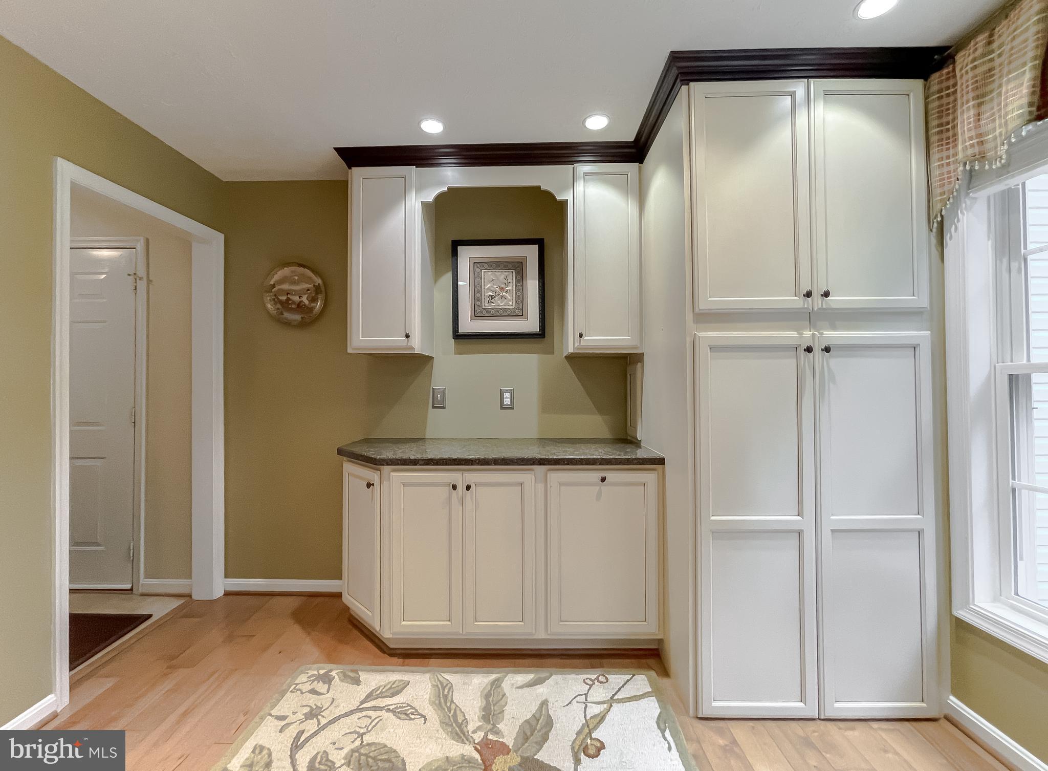 CHESTNUT HILLS - Residential