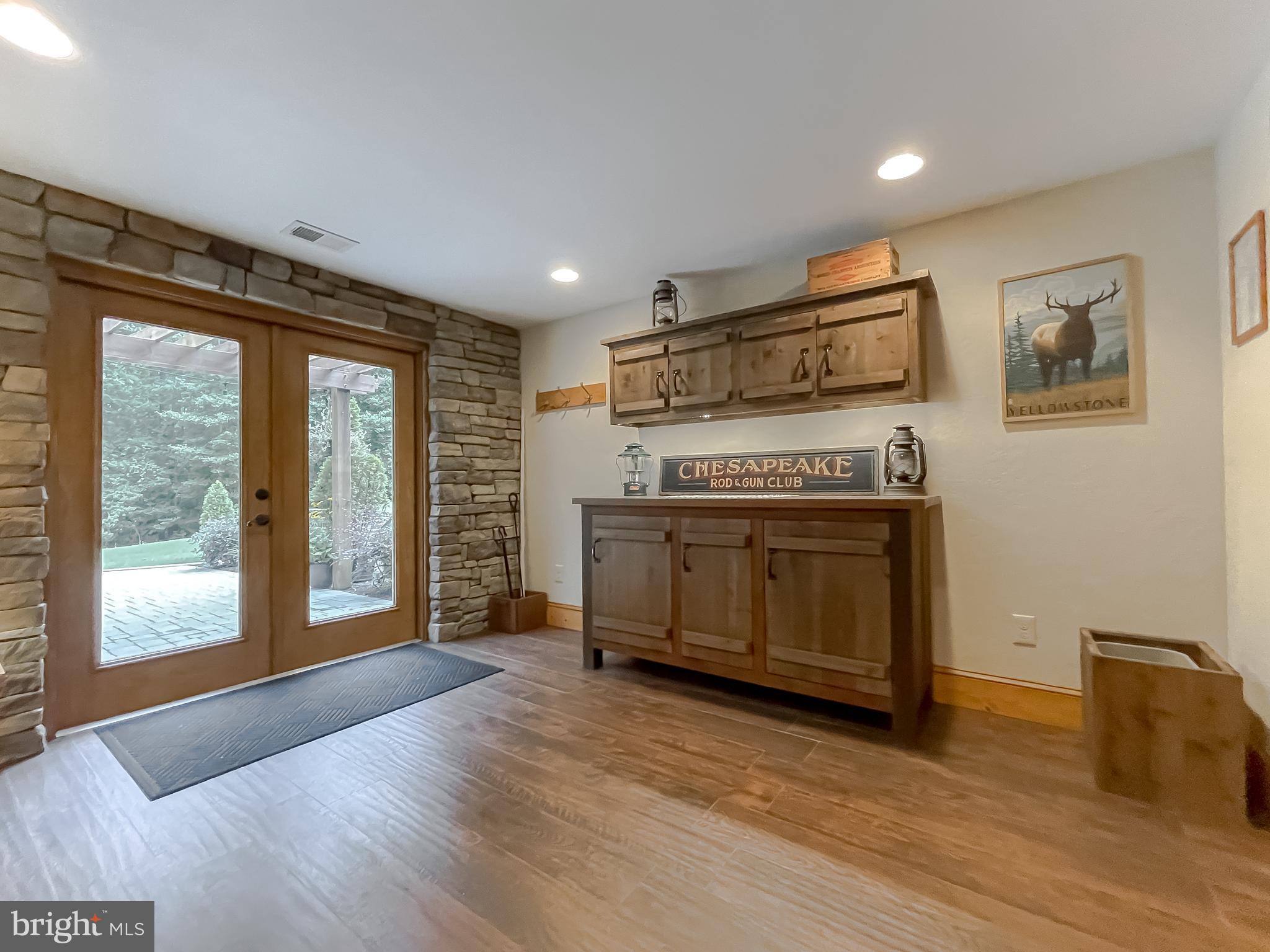 CHESTNUT HILLS - Residential