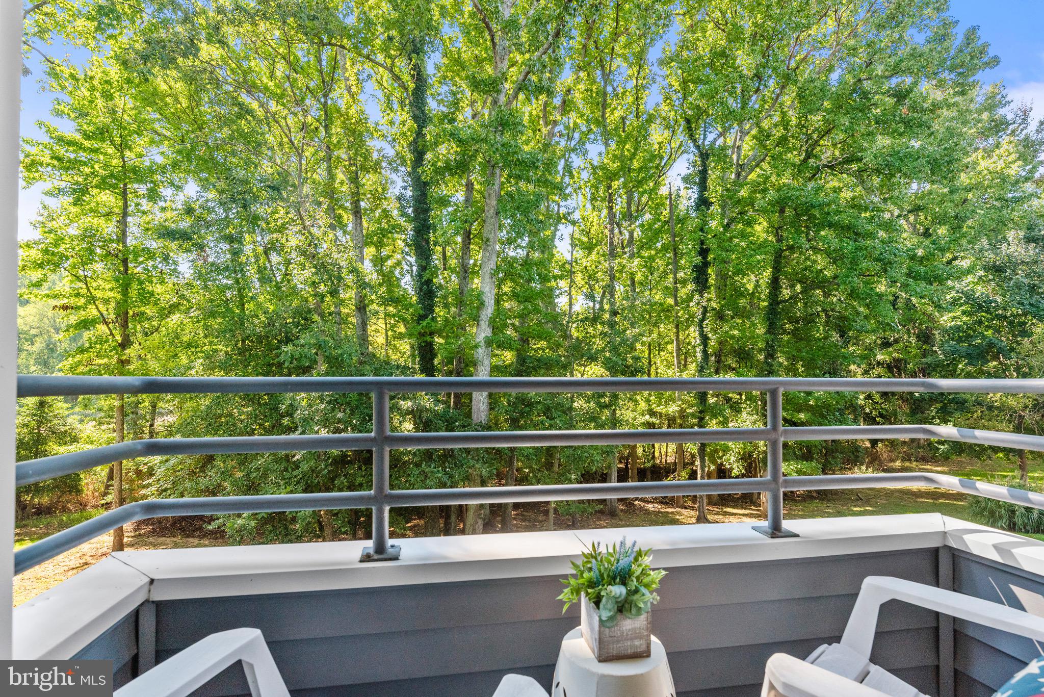 LAKE HERON CONDO - Residential