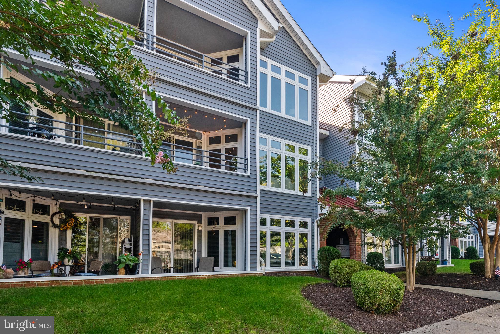 LAKE HERON CONDO - Residential