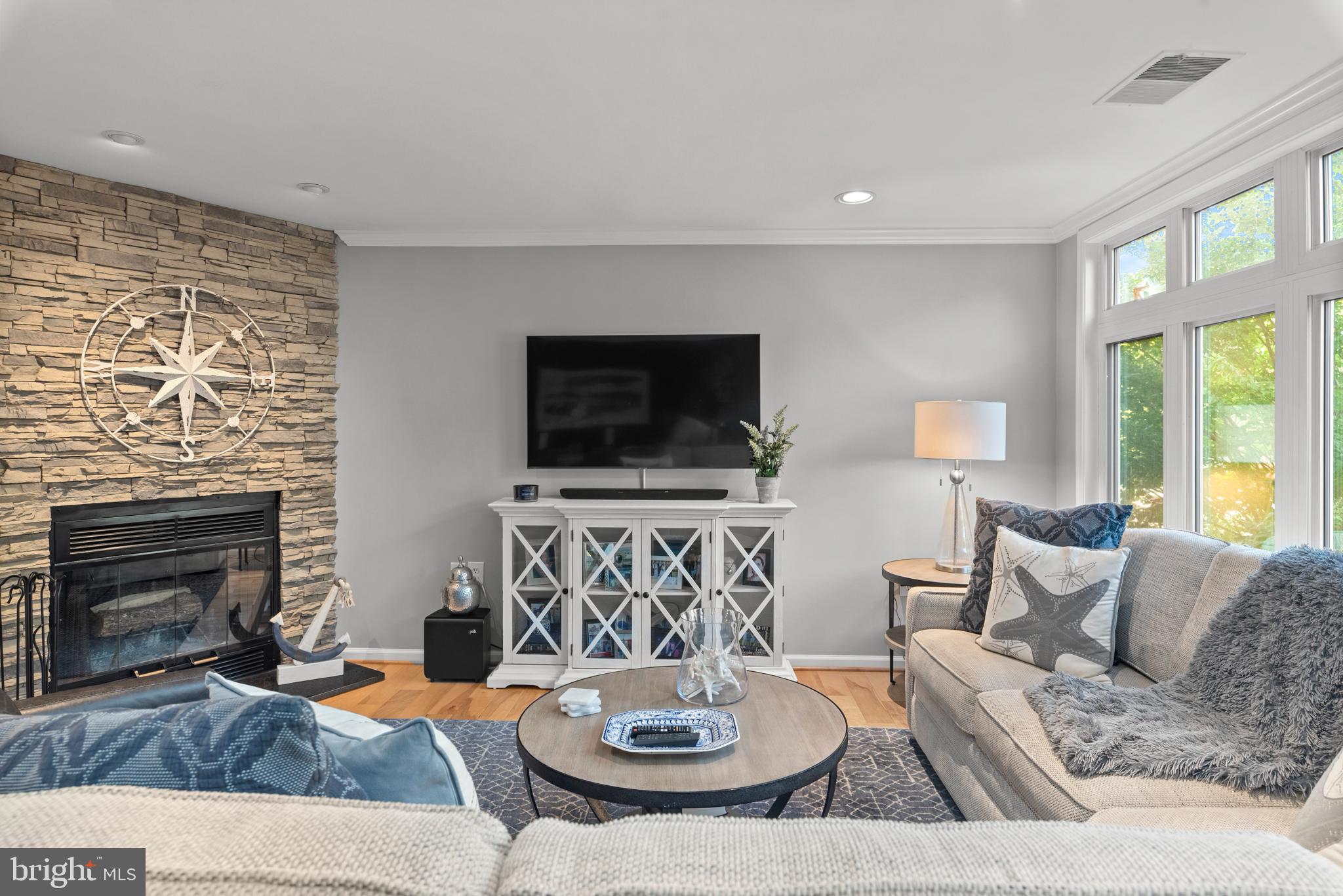 LAKE HERON CONDO - Residential