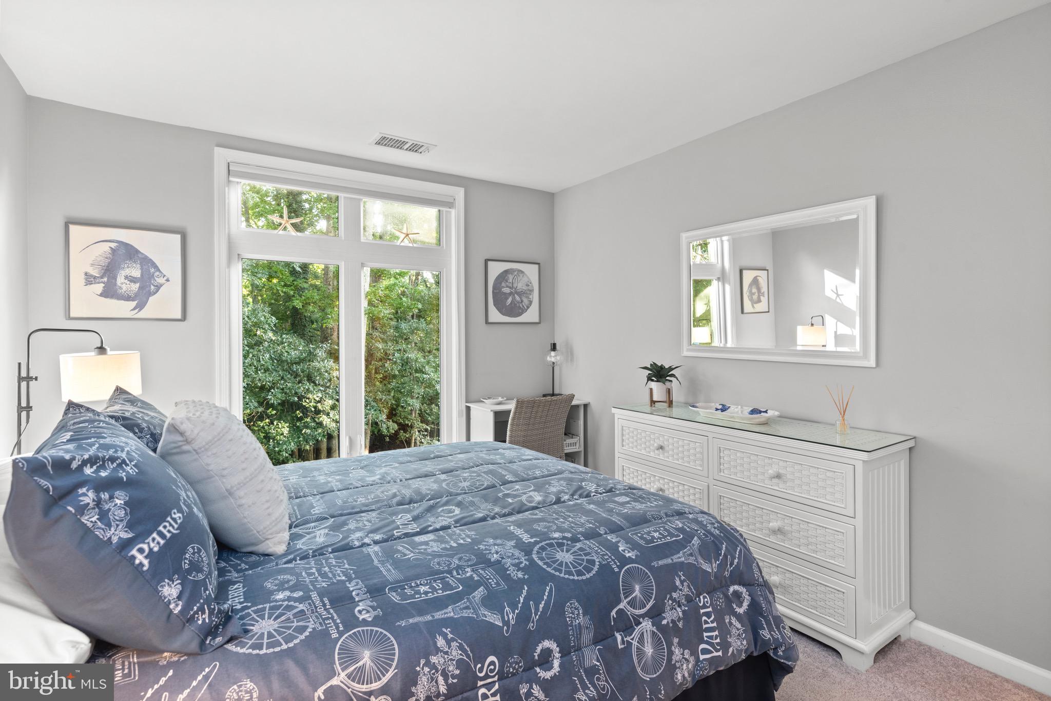 LAKE HERON CONDO - Residential