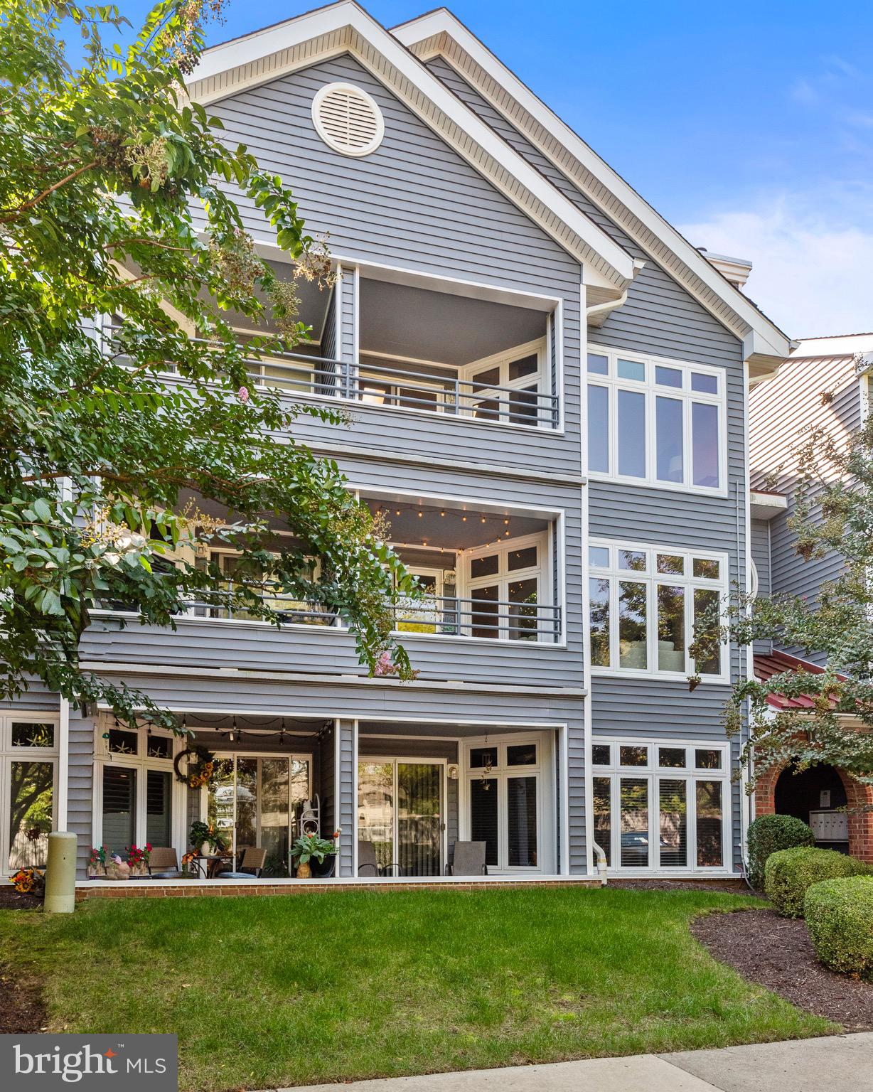 LAKE HERON CONDO - Residential