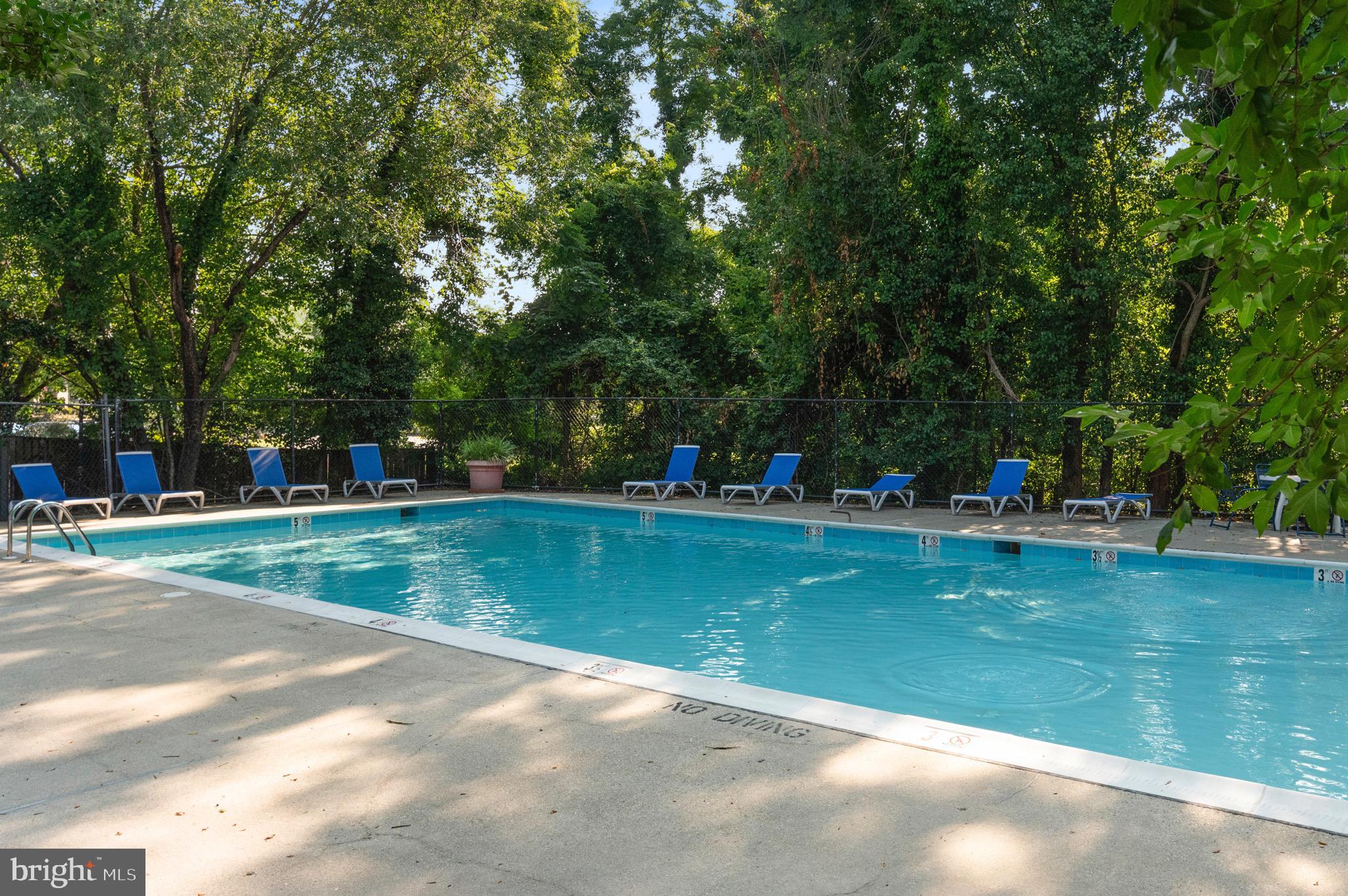 LAKE HERON CONDO - Residential