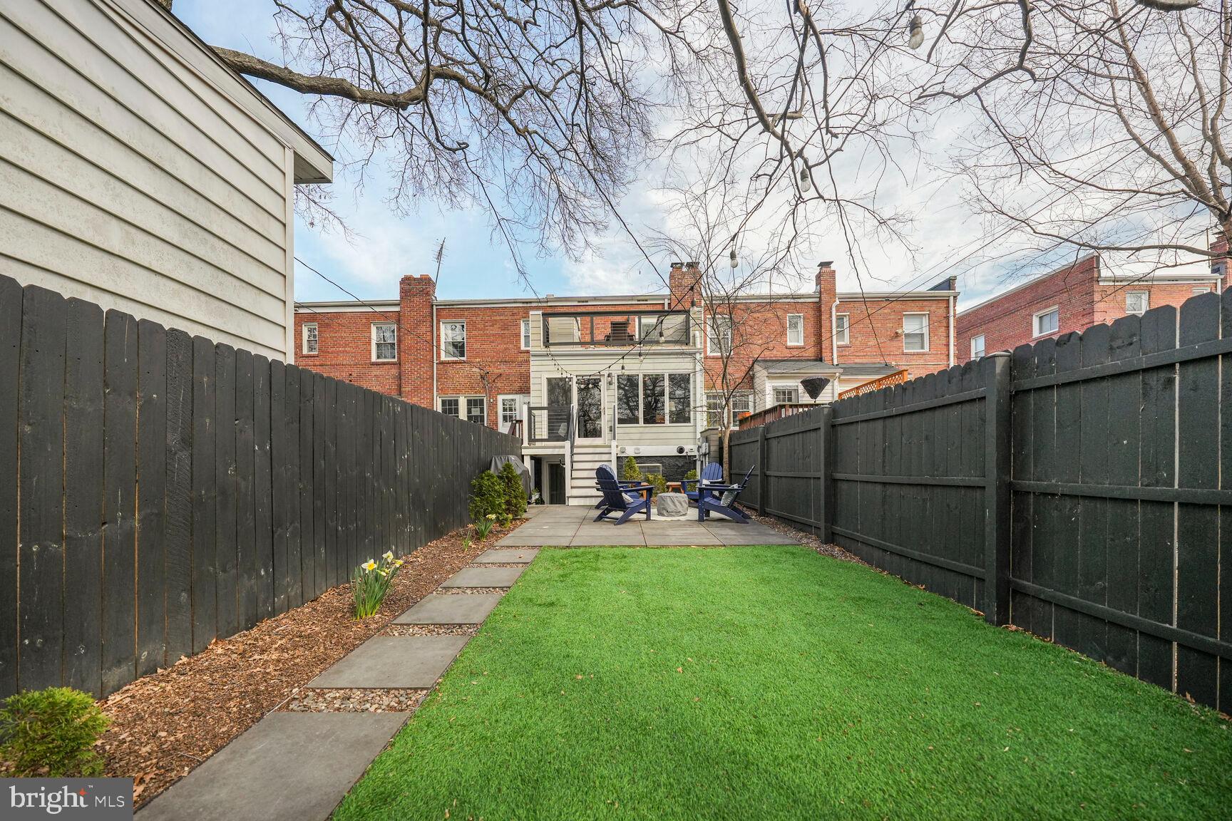 LINDEN GARDENS - Residential