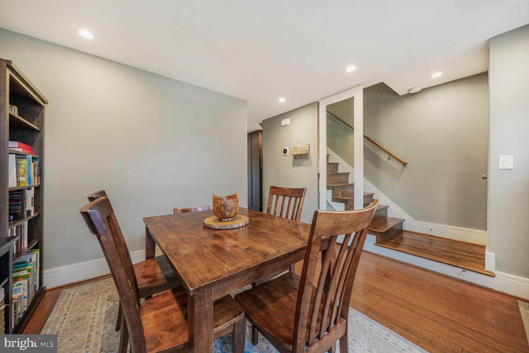 LINDEN GARDENS - Residential