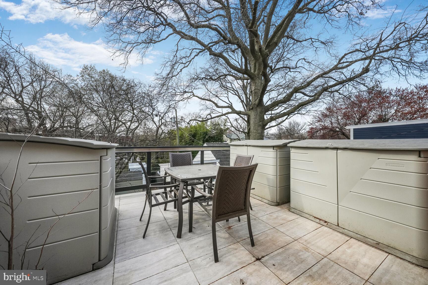 LINDEN GARDENS - Residential