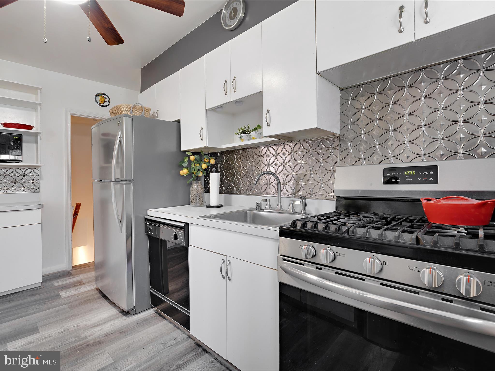 LOYOLA - NOTRE DAME - Residential